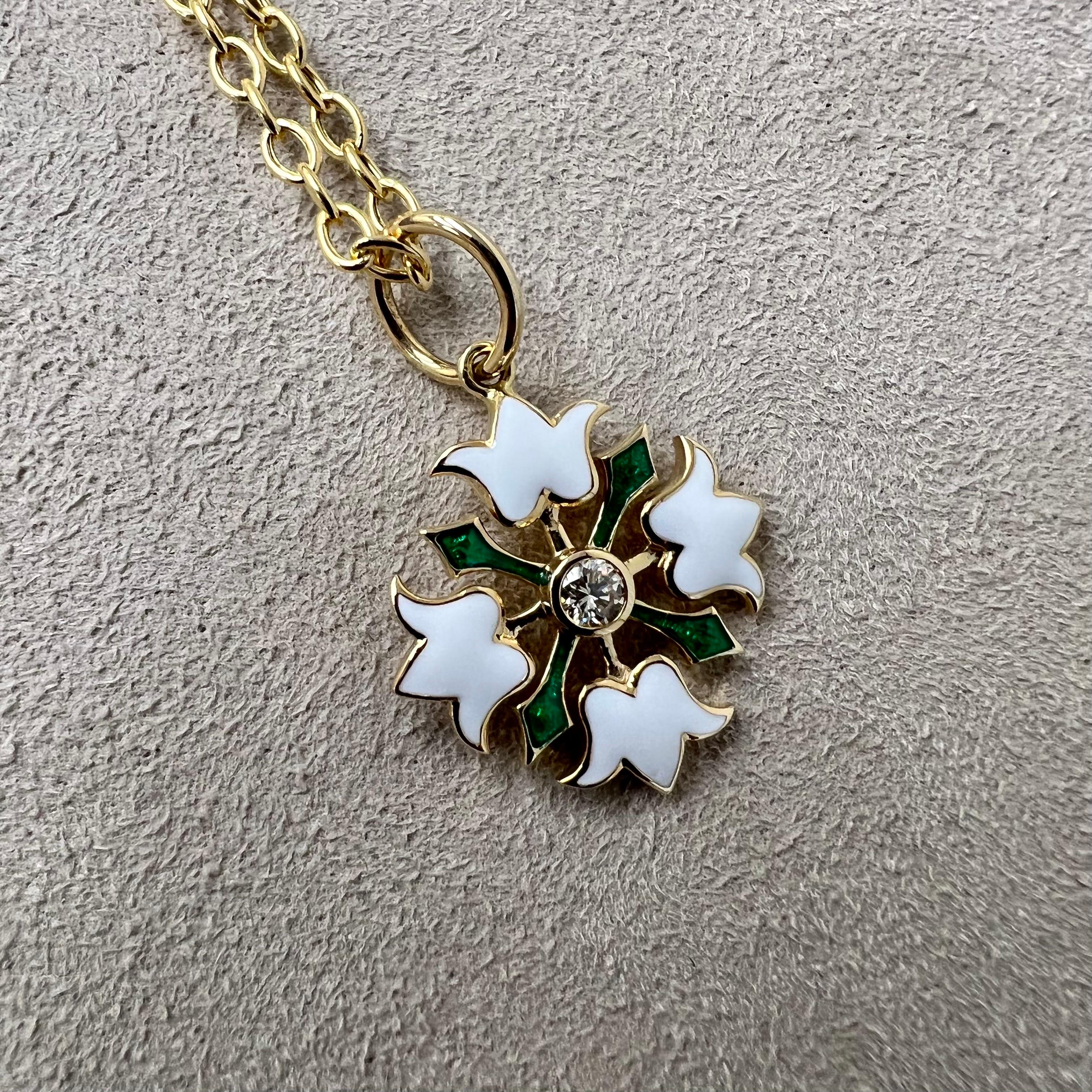 Created in 18 karat yellow gold
Green and white enamel details
Diamonds 0.10 carat approx.
Limited edition
Chain sold separately

Expertly crafted in 18 karat yellow gold, this limited edition pendant is adorned with elegant green and white enamel