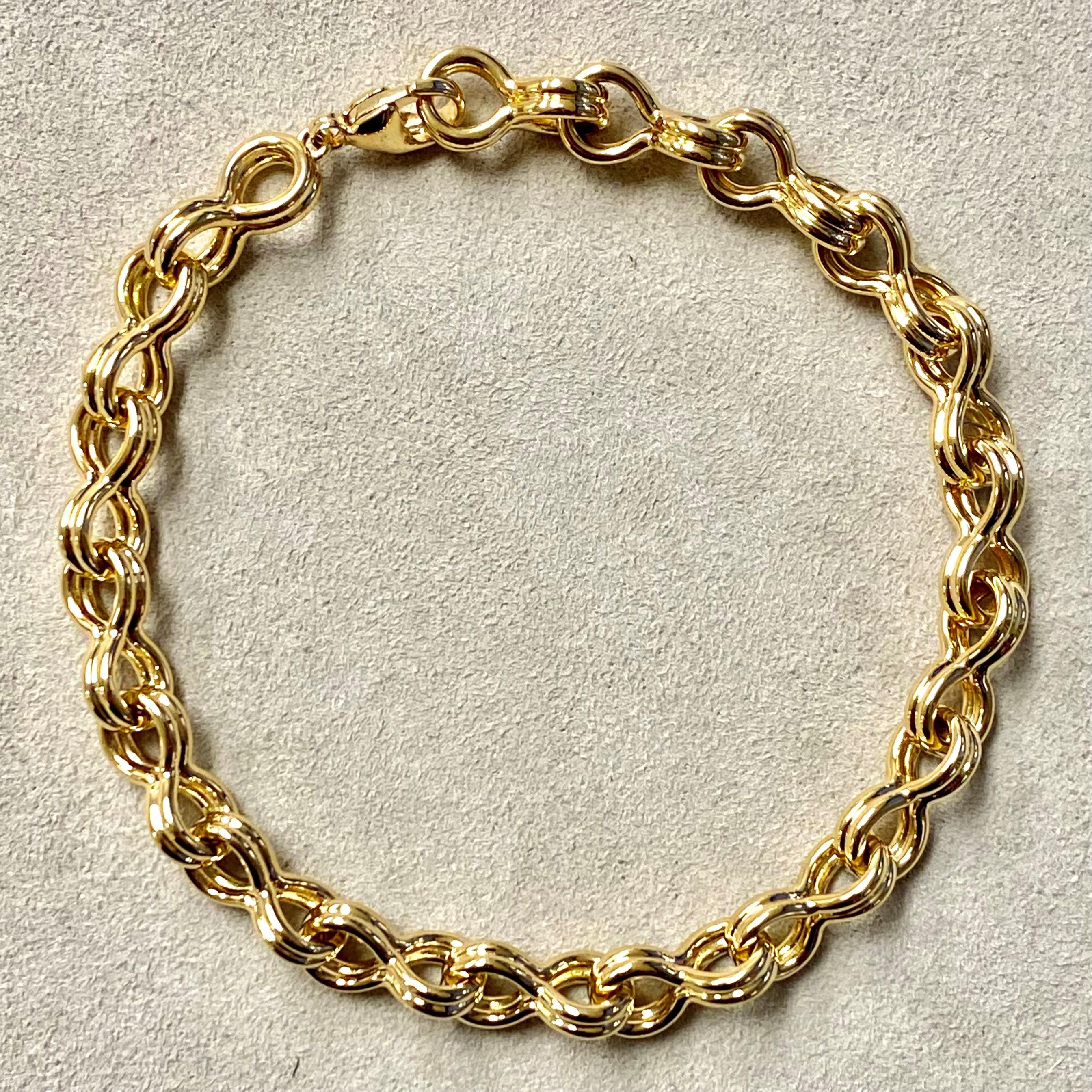 Contemporary Syna Yellow Gold Link Bracelet For Sale