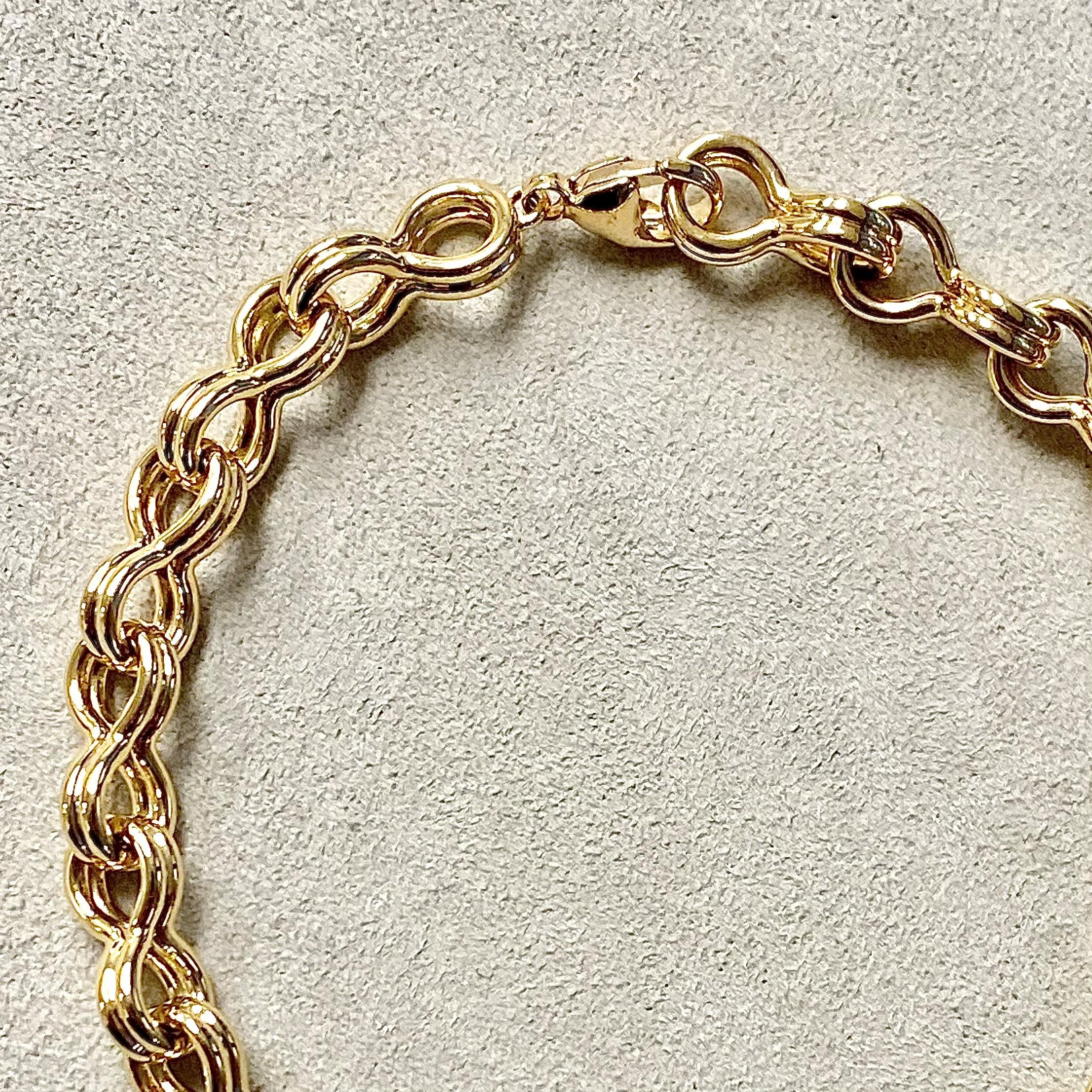 Syna Yellow Gold Link Bracelet In New Condition For Sale In Fort Lee, NJ