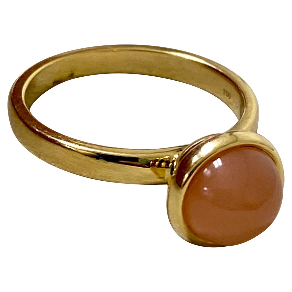 Gelbgold Medium Pfirsich-Mondstein-Ring von Syna