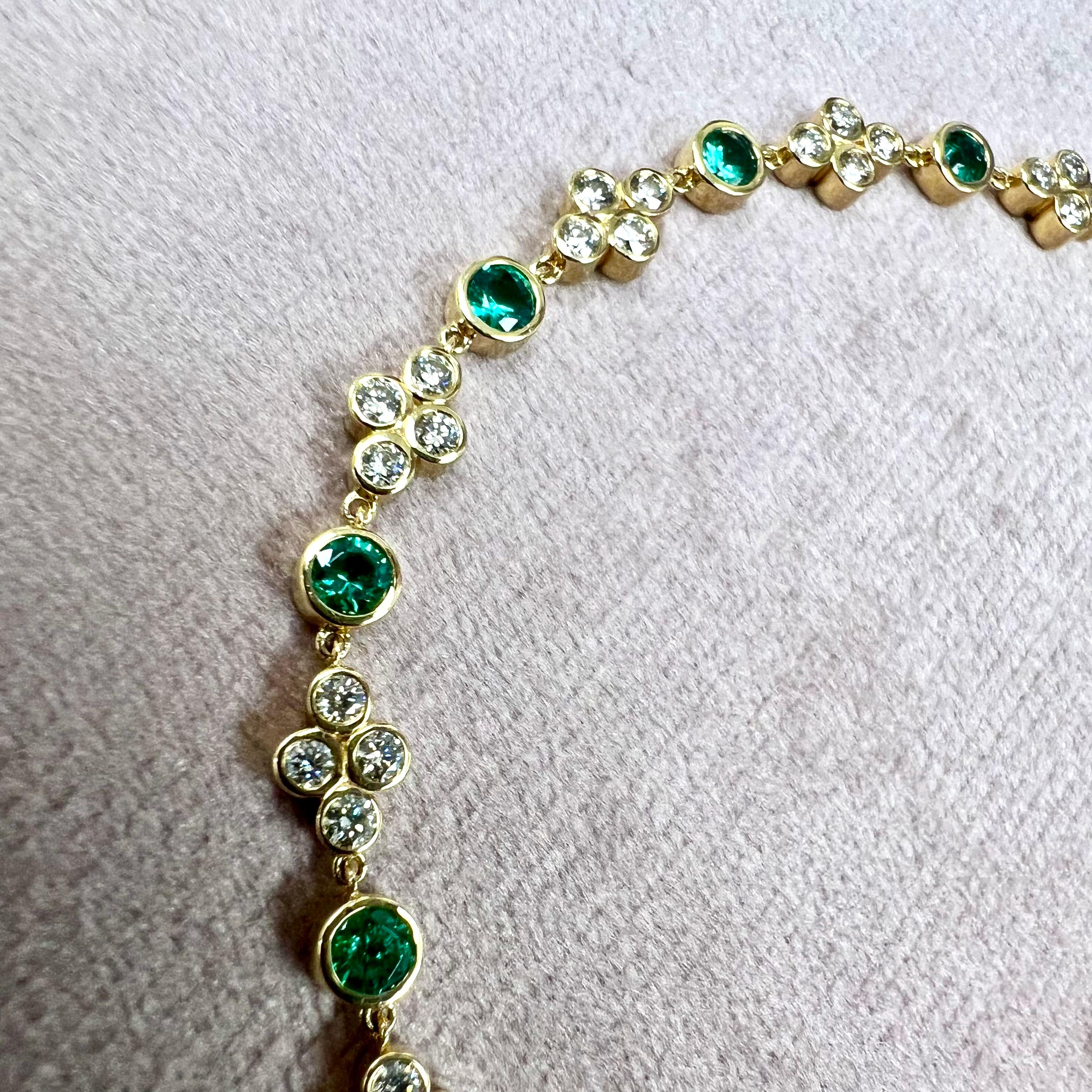 Contemporary Syna Yellow Gold Mogul Emeralds and Diamonds Bracelet For Sale