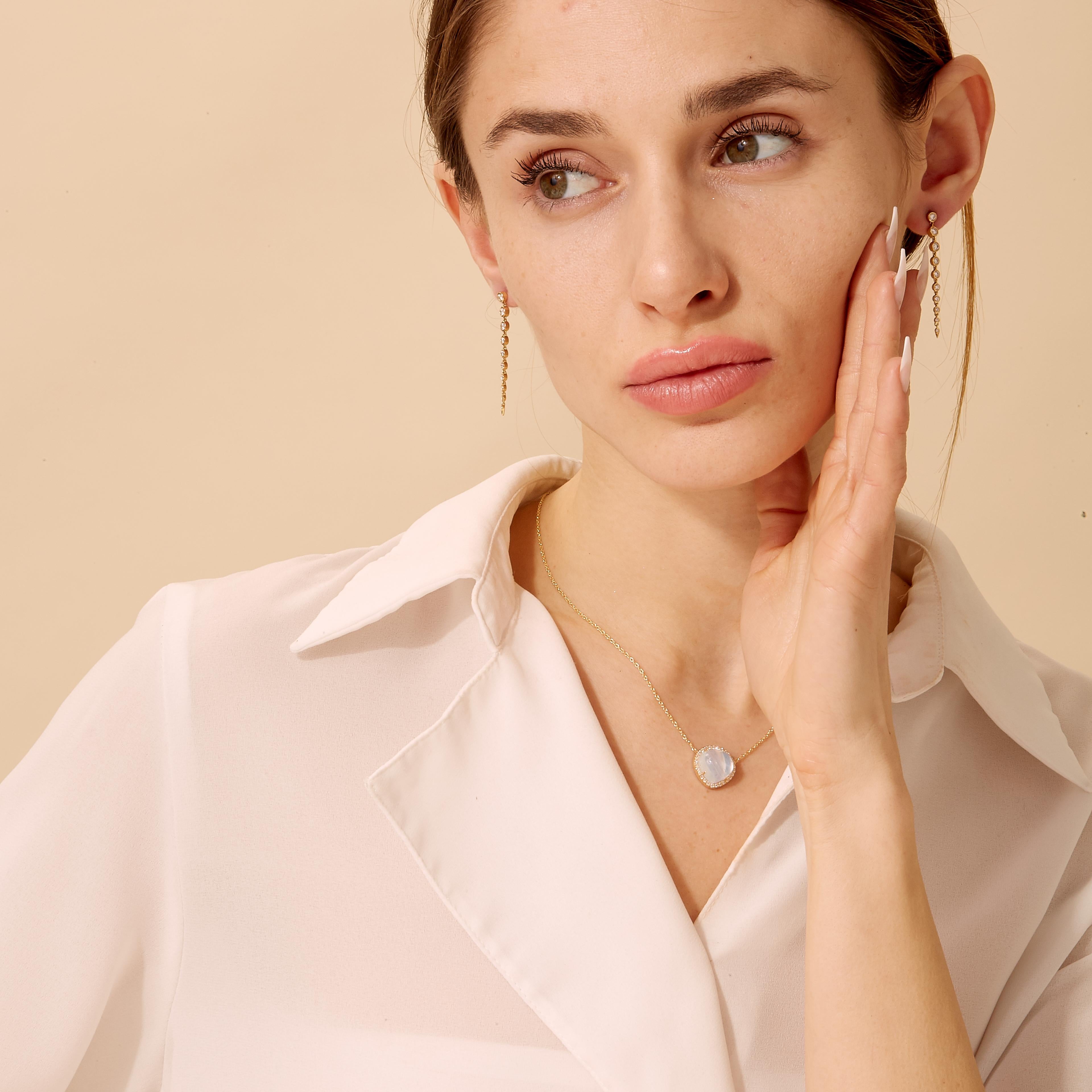 Collana Mogul in oro giallo Syna con quarzo lunare e diamanti In condizioni Nuovo in vendita a Fort Lee, NJ