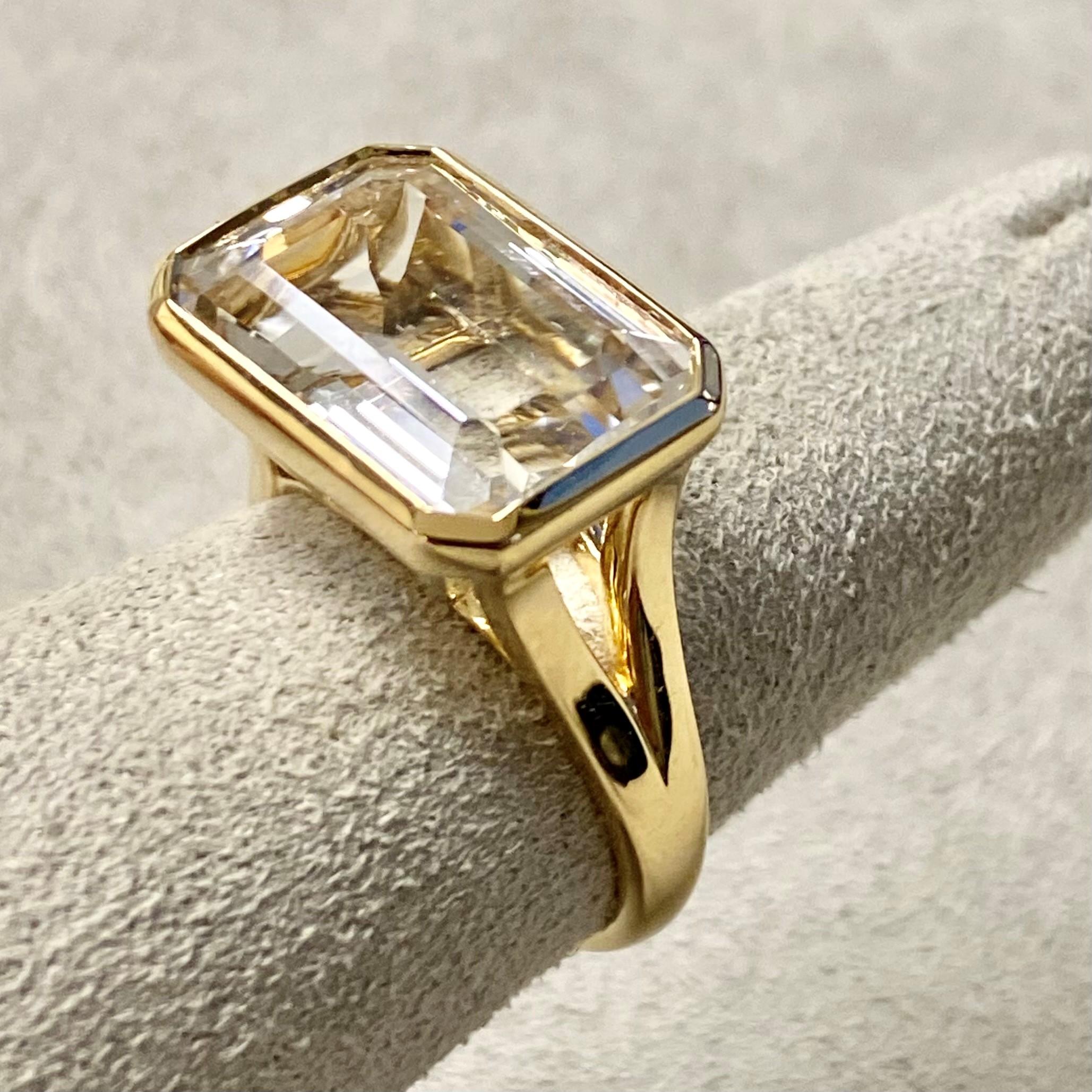Contemporary Syna Yellow Gold Mogul Ring with Rock Crystal For Sale