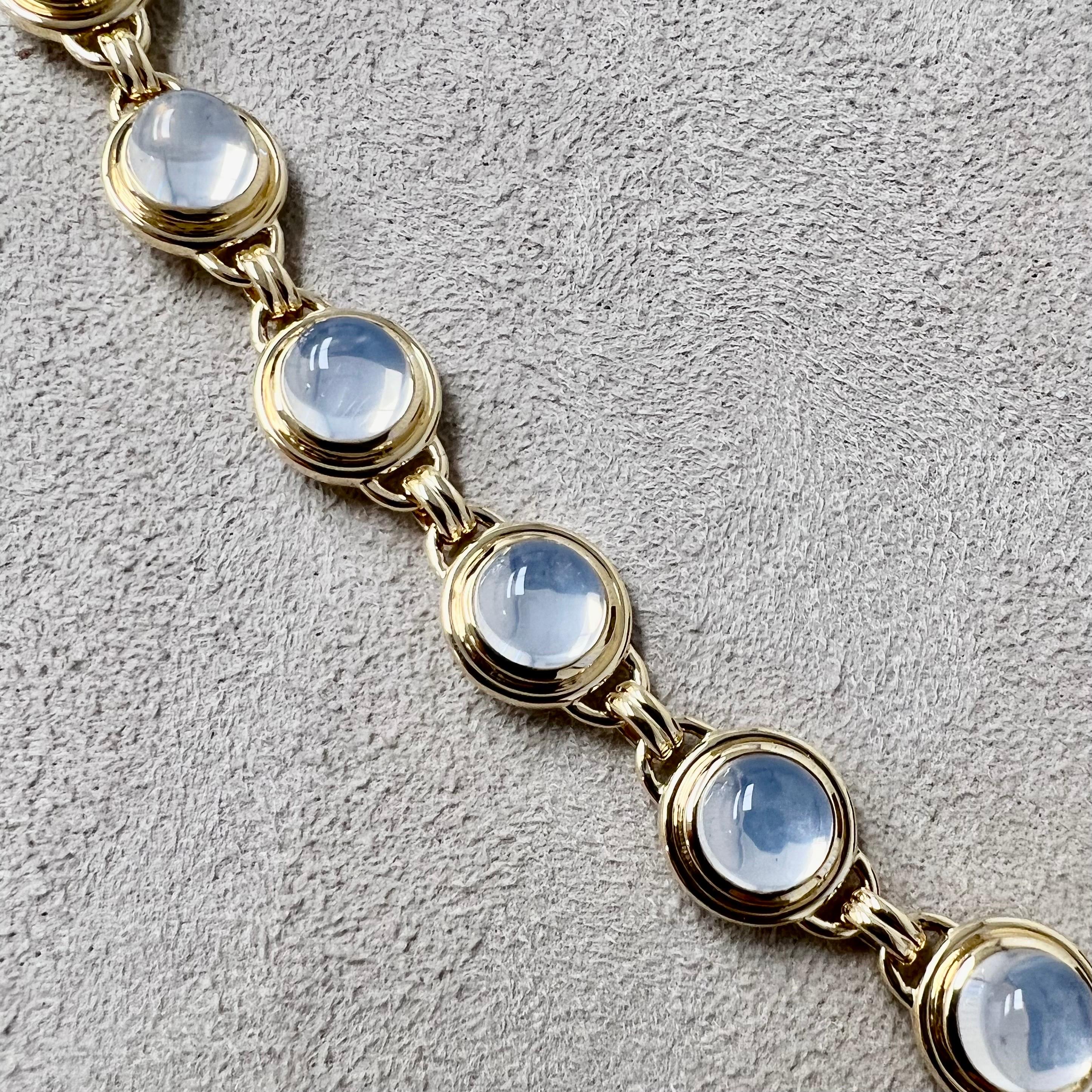 Created in 18 karat yellow gold
Moon quartz 15 carats approx.
8 inch length
18 karat yellow gold lobster clasp
Bracelet can be clasped at any length

Composed of 18 karat yellow gold, this stunning accessory houses a grand 15 carat moon quartz.