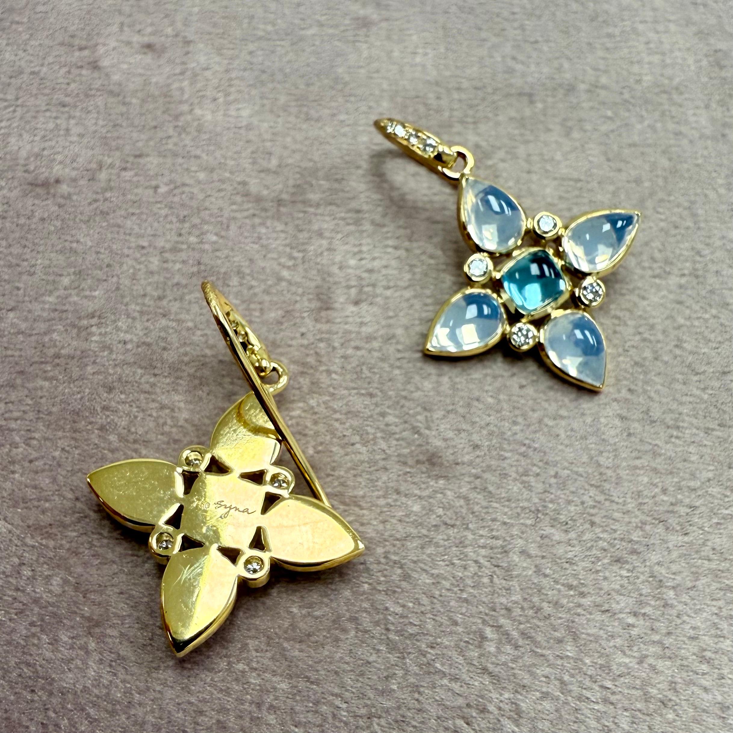 Orecchini Syna in oro giallo con fiori di quarzo lunare, topazio blu e diamanti In condizioni Nuovo in vendita a Fort Lee, NJ