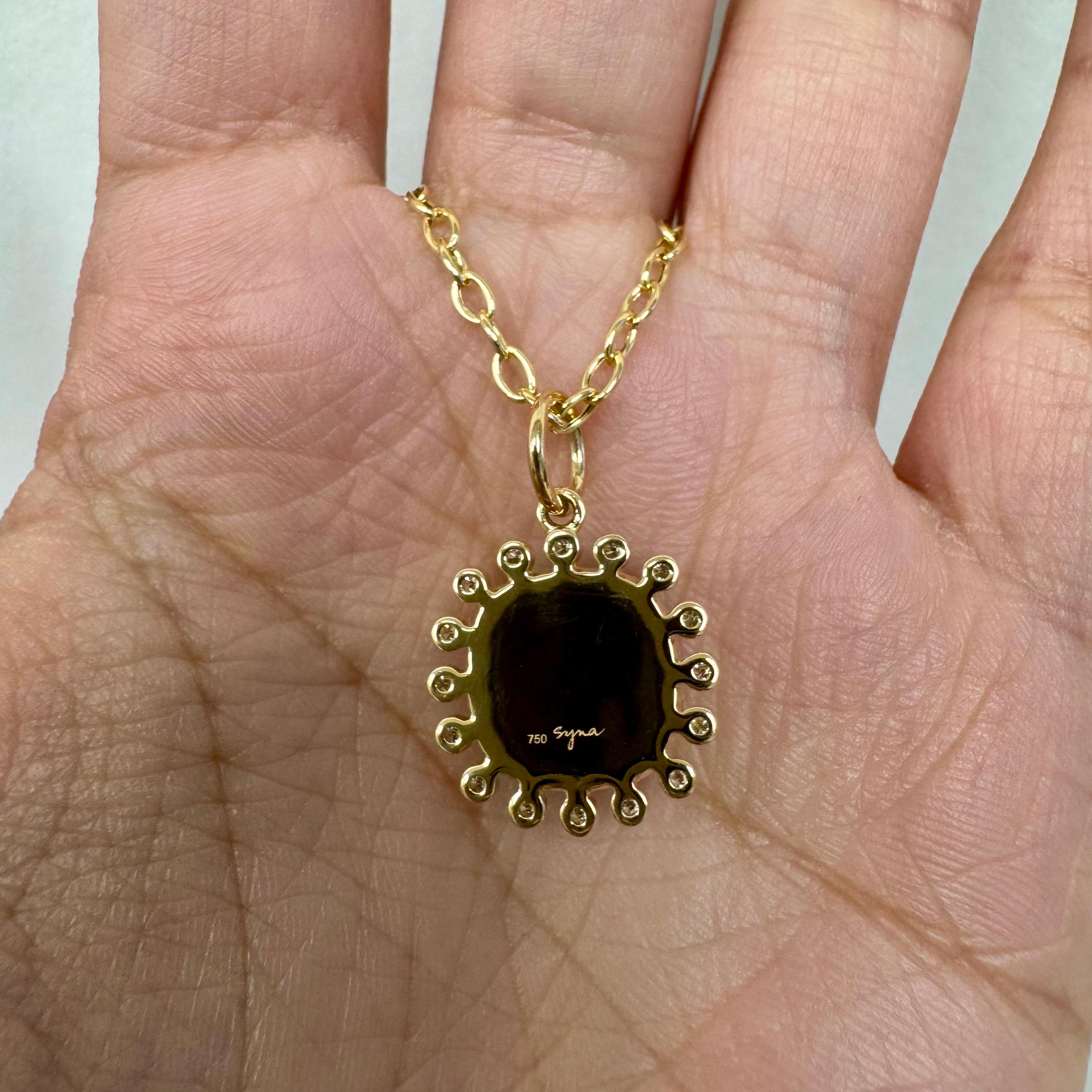 Syna Yellow Gold Moon Quartz Pendant with Diamonds Neuf - En vente à Fort Lee, NJ