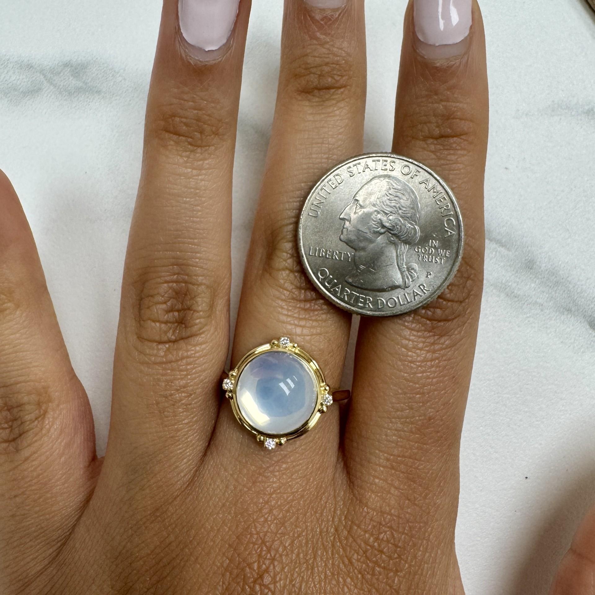 Contemporain Syna Bague en or jaune et quartz de lune avec diamants en vente