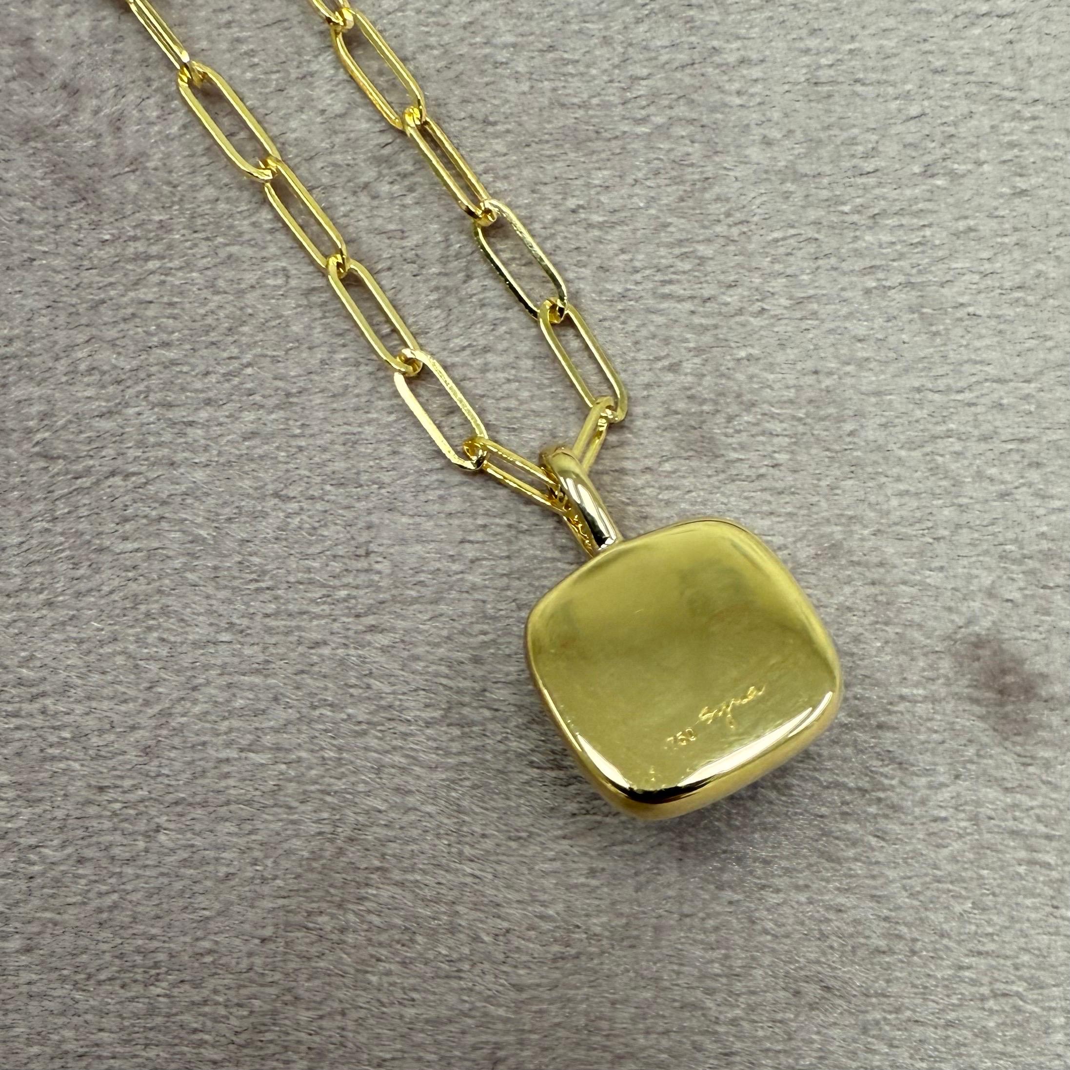 Syna Yellow Gold Moon Quartz Sugarloaf Pendant Necklace with Diamonds In New Condition For Sale In Fort Lee, NJ