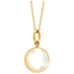 Syna Gelbgold Perlmutt Chakra Charm-Anhänger