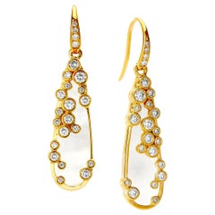 Boucles d'oreilles Syna en or jaune et nacre avec diamants