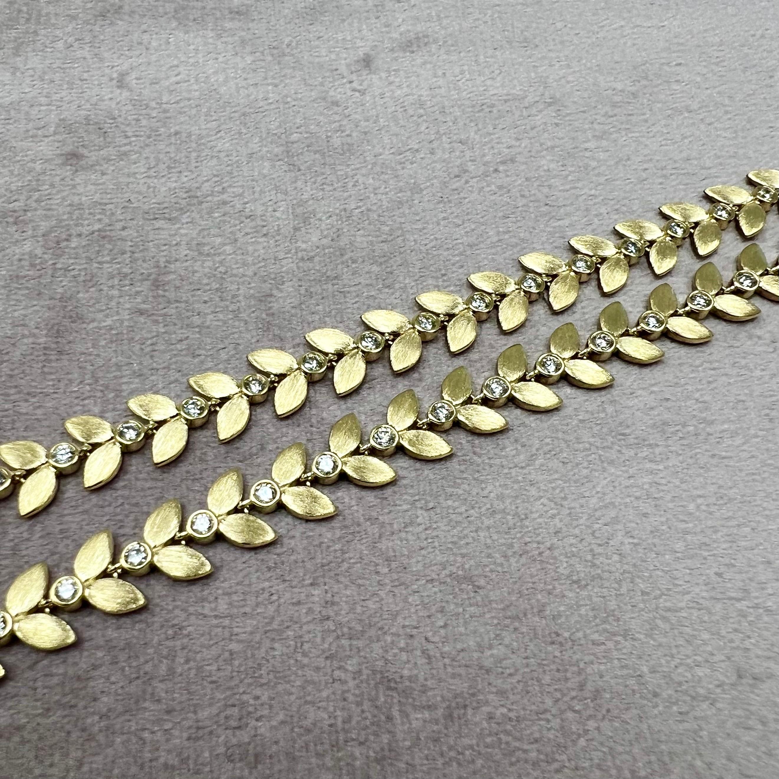 Syna-Halskette aus Gelbgold mit Diamanten (Rundschliff) im Angebot