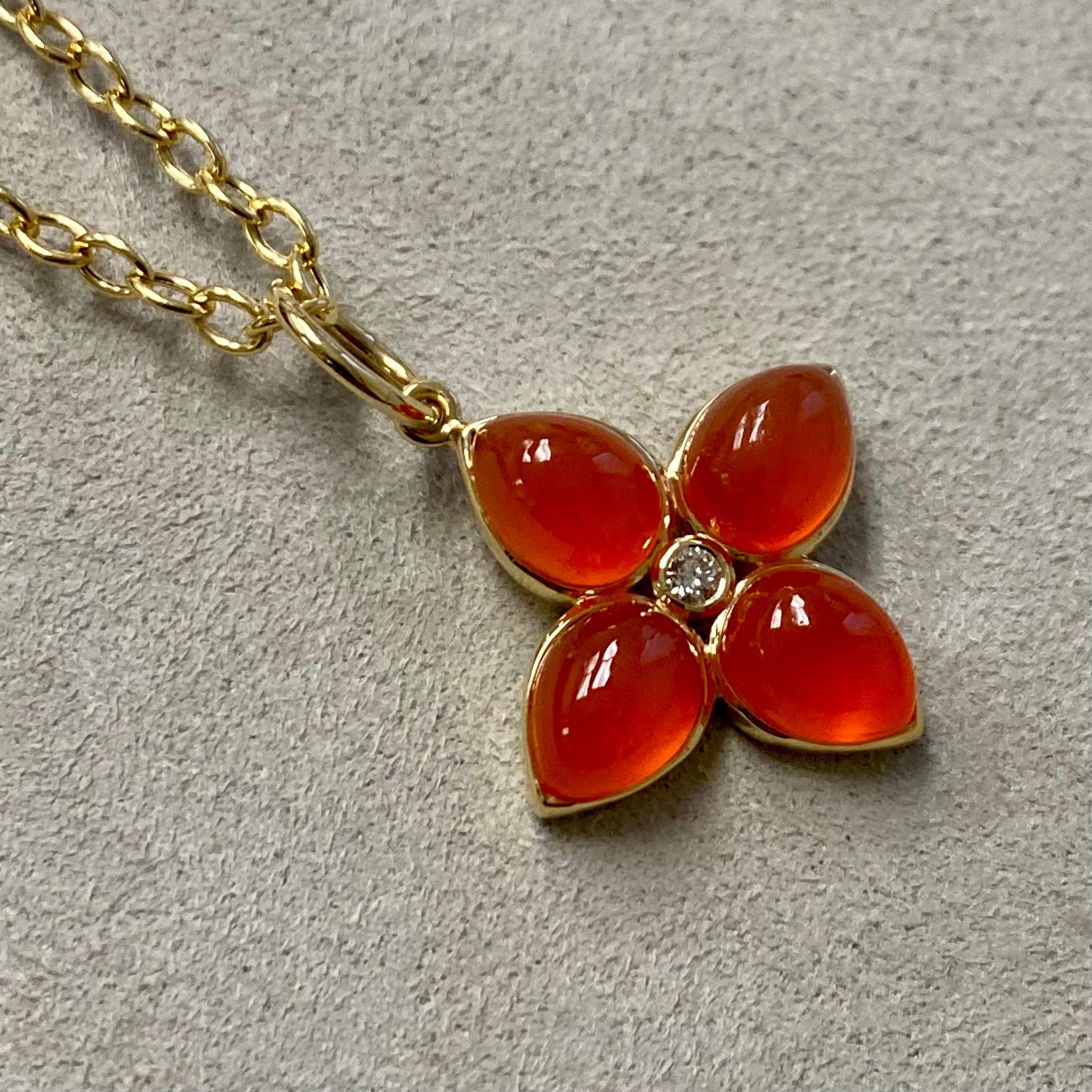 Created in 18 karat yellow gold
Orange Chalcedony 6.5 carats approx.
Champagne diamond 0.04 carat approx.
Chain sold separately


About the Designers ~ Dharmesh & Namrata

Drawing inspiration from little things, Dharmesh & Namrata Kothari have