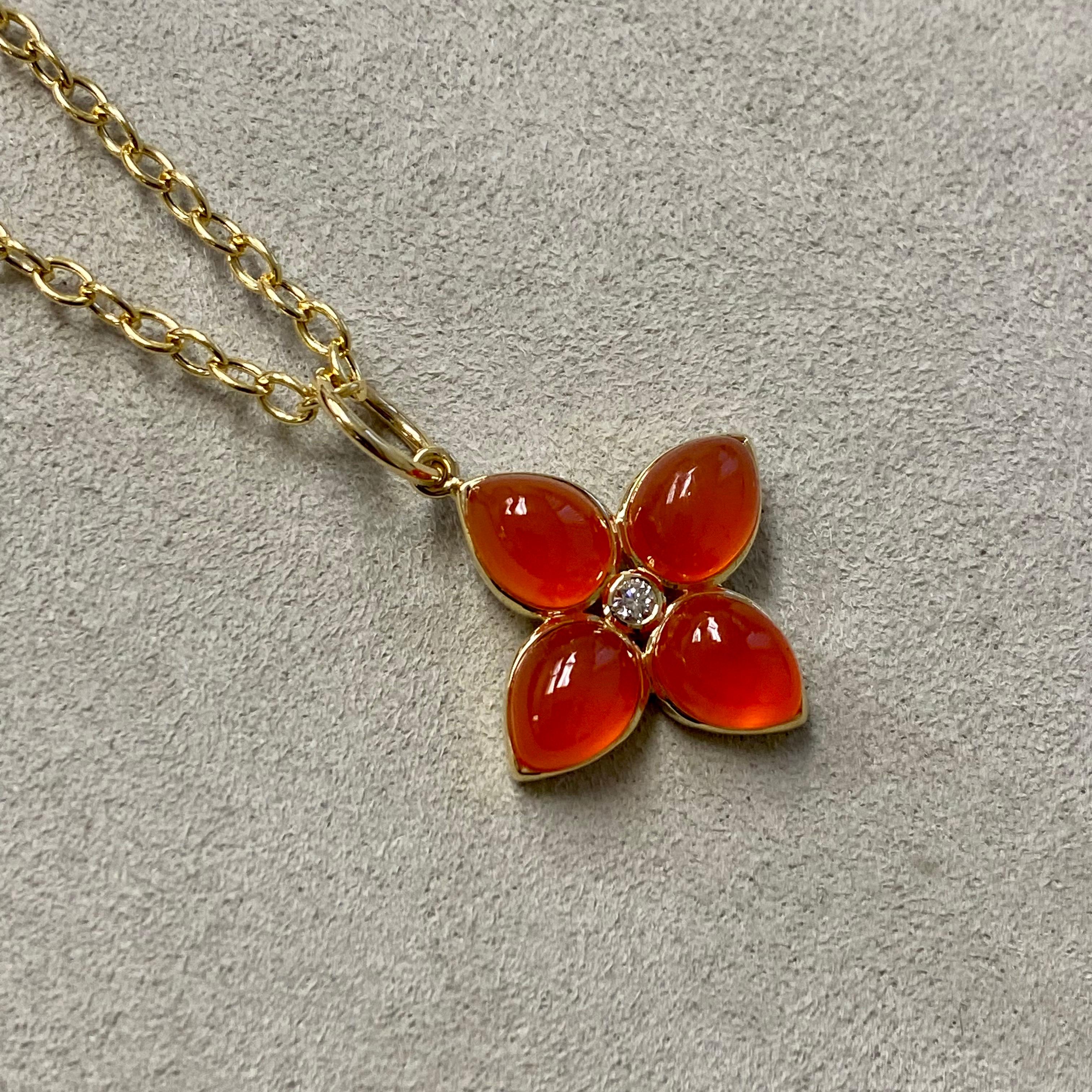 Syna Yellow Gold Orange Chalcedony Flower Pendant with Champagne Diamond In New Condition For Sale In Fort Lee, NJ