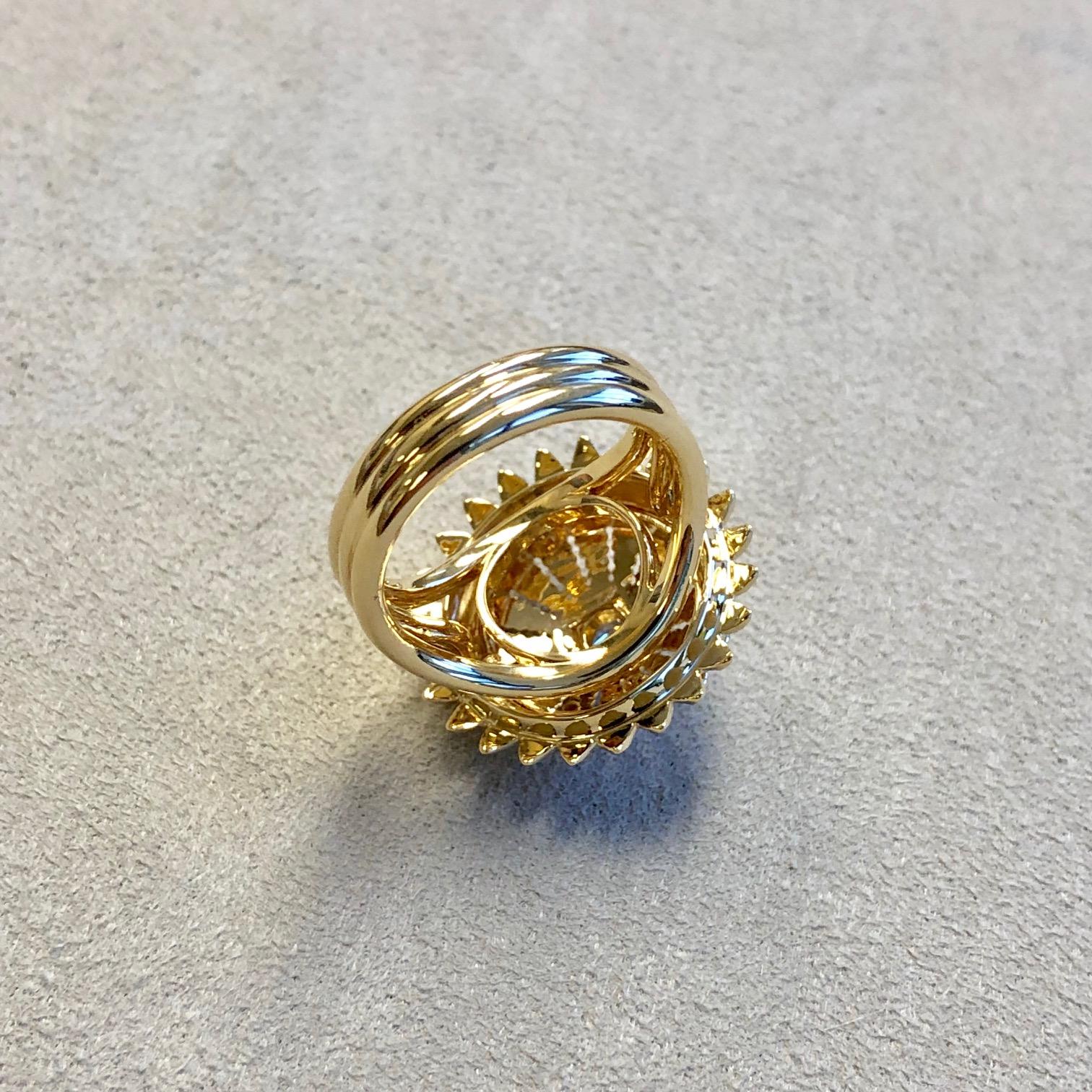 Women's Syna Yellow Gold Ring with Diamond For Sale