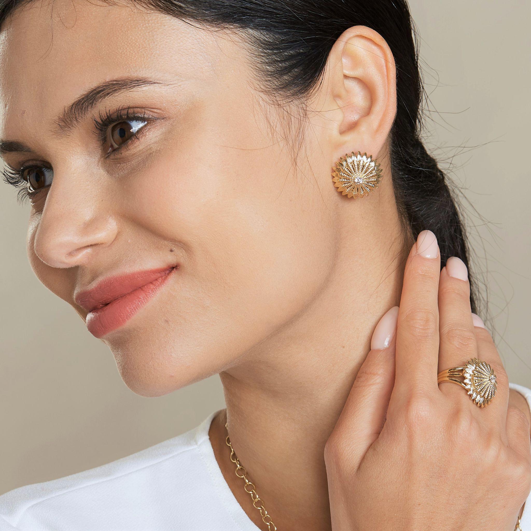 Contemporaneo Anello Syna in oro giallo con diamante in vendita