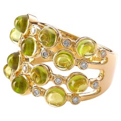 Syna Yellow Gold Ring with Peridot and Diamonds