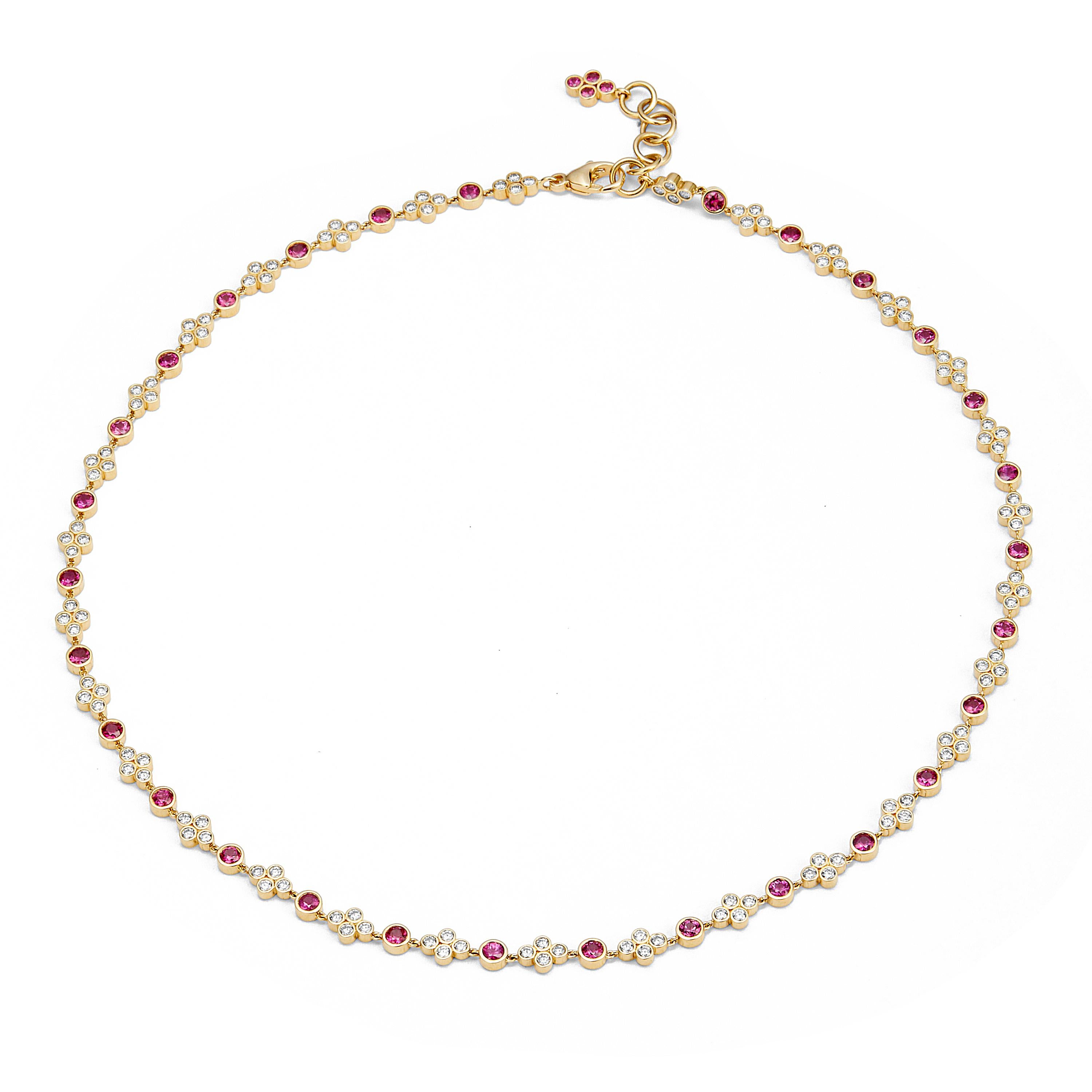 Syna Gelbgold Rubine-Blumen-Halskette mit Diamanten (Zeitgenössisch) im Angebot
