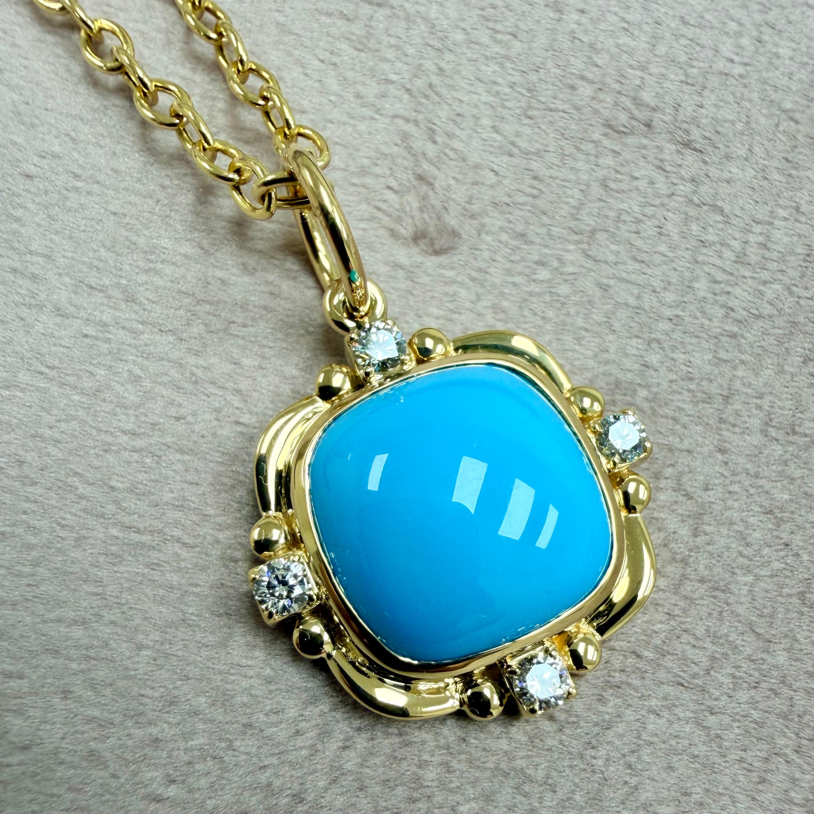 Taille cabochon « sugarloaf » Syna Pendentif pain de sucre en or jaune avec diamants - Sleeping Beauty Turquoise en vente