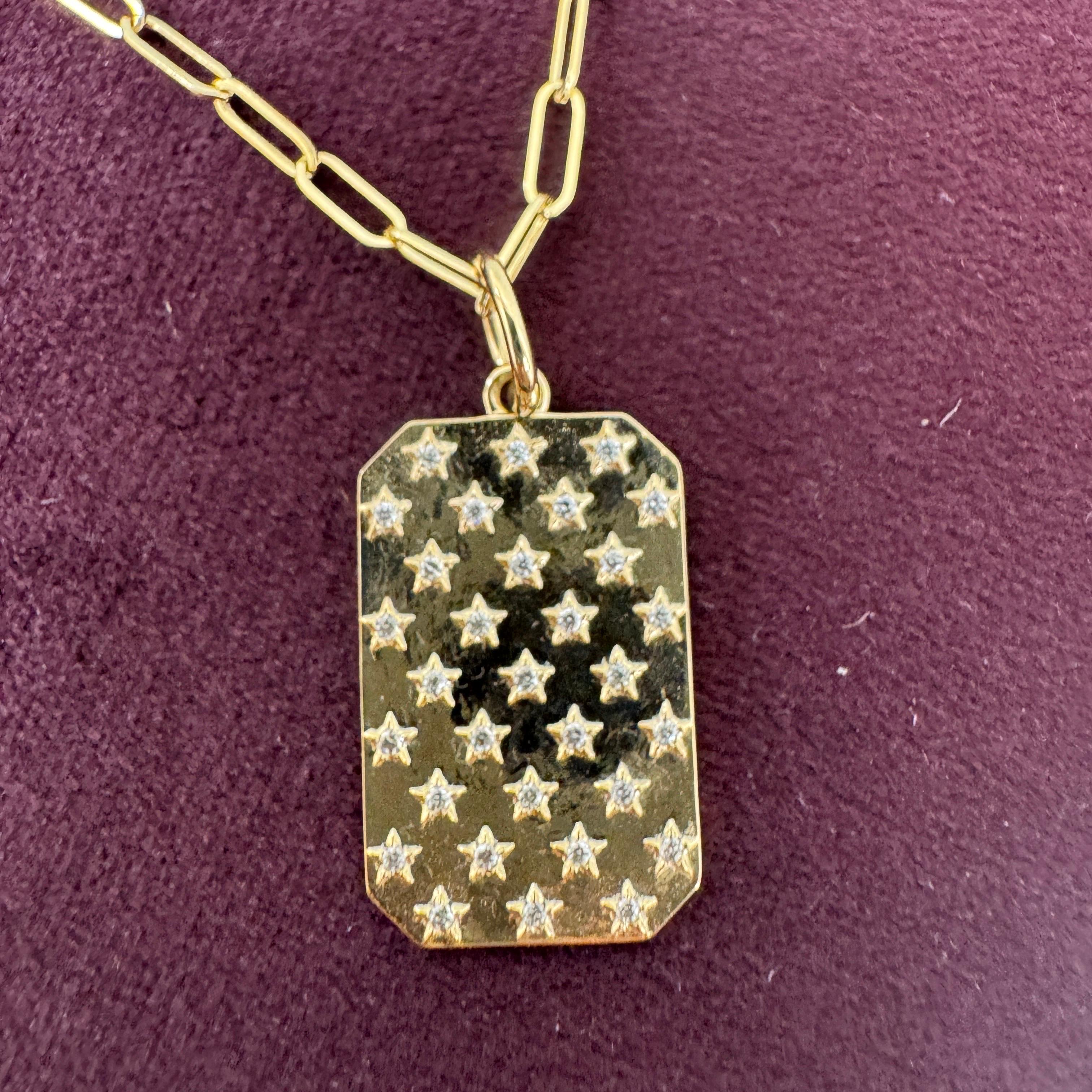 Pendentif breloque étoile Syna en or jaune avec diamants Neuf - En vente à Fort Lee, NJ