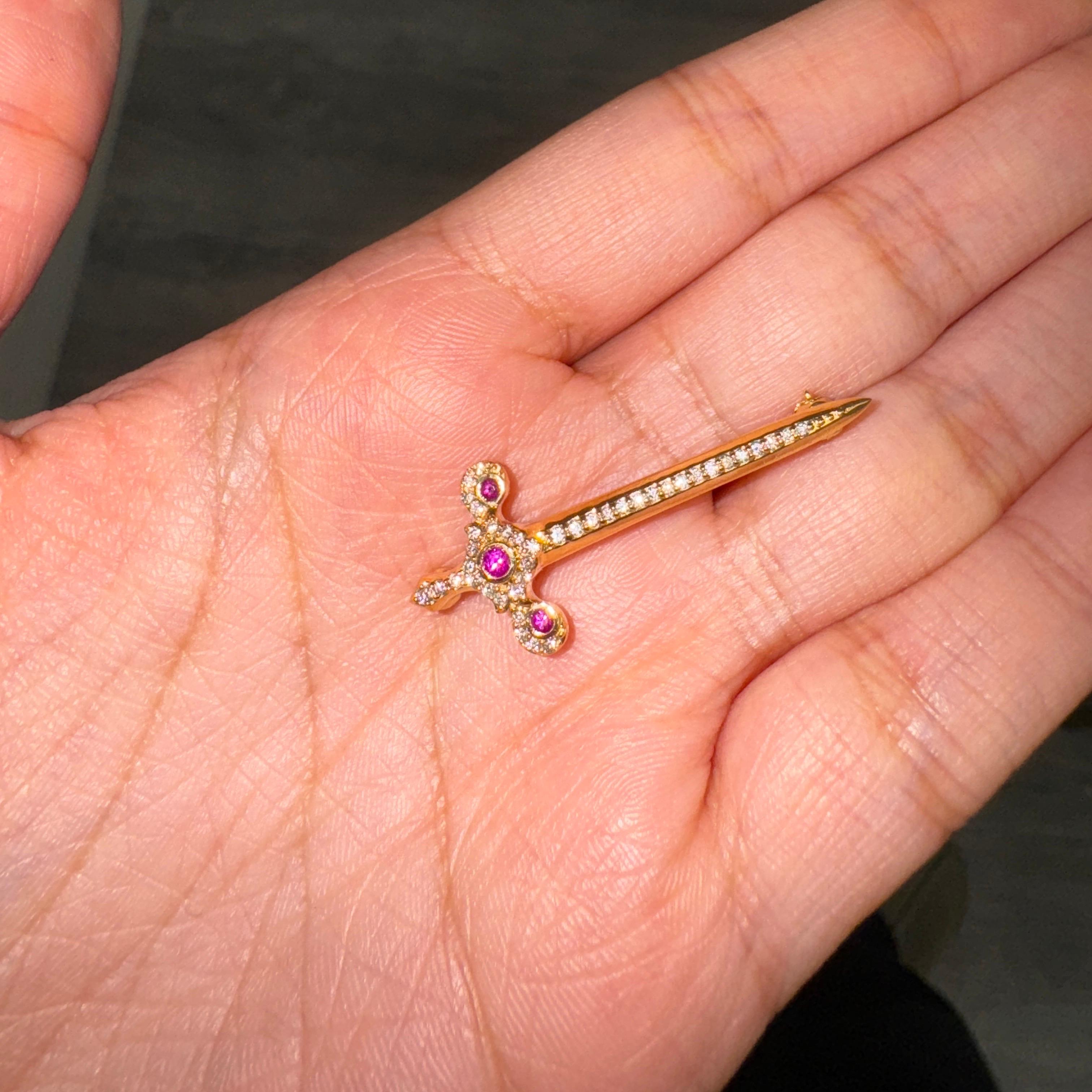 Syna Yellow Gold Sword Pin with Rubies and Diamonds In New Condition For Sale In Fort Lee, NJ
