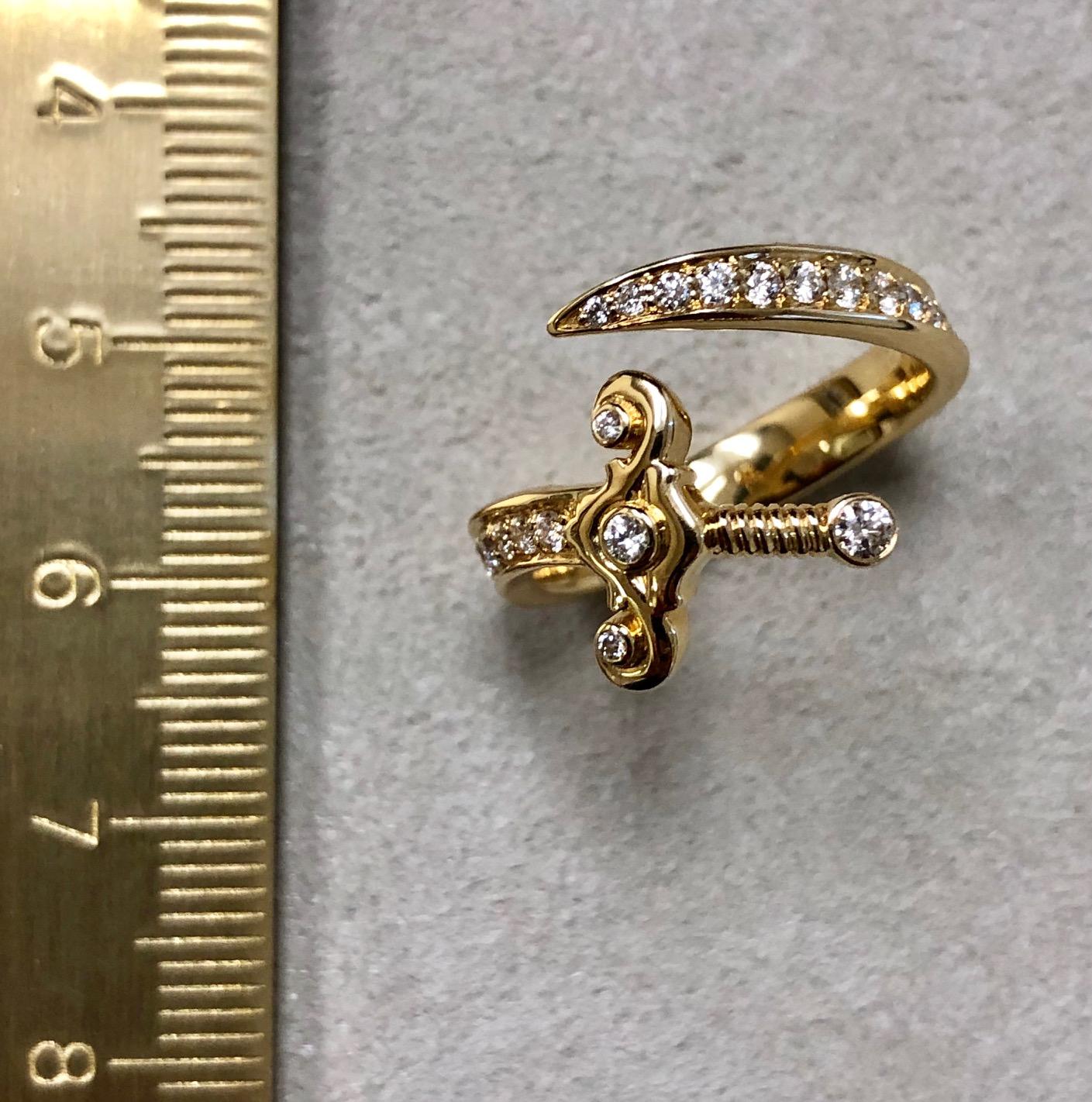Syna Yellow Gold Sword Ring with Bright Diamonds In New Condition For Sale In Fort Lee, NJ