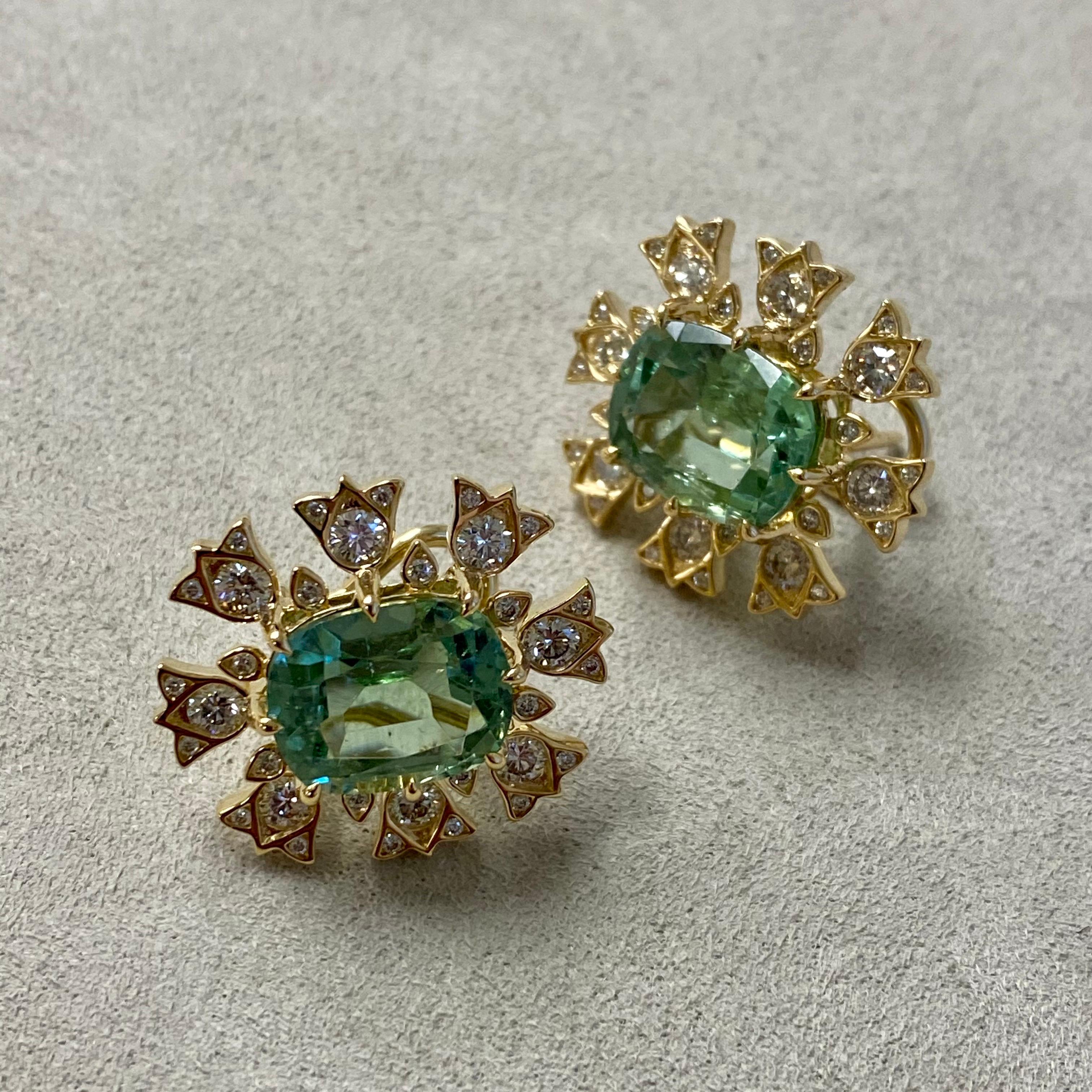 Created in 18 karat yellow gold
Green Tourmaline 9 carats approx.
Diamonds 1.3 carats approx.
Limited edition

Add a touch of luxury to your look with these limited edition earrings. Crafted with 18 karat yellow gold, they feature exquisite