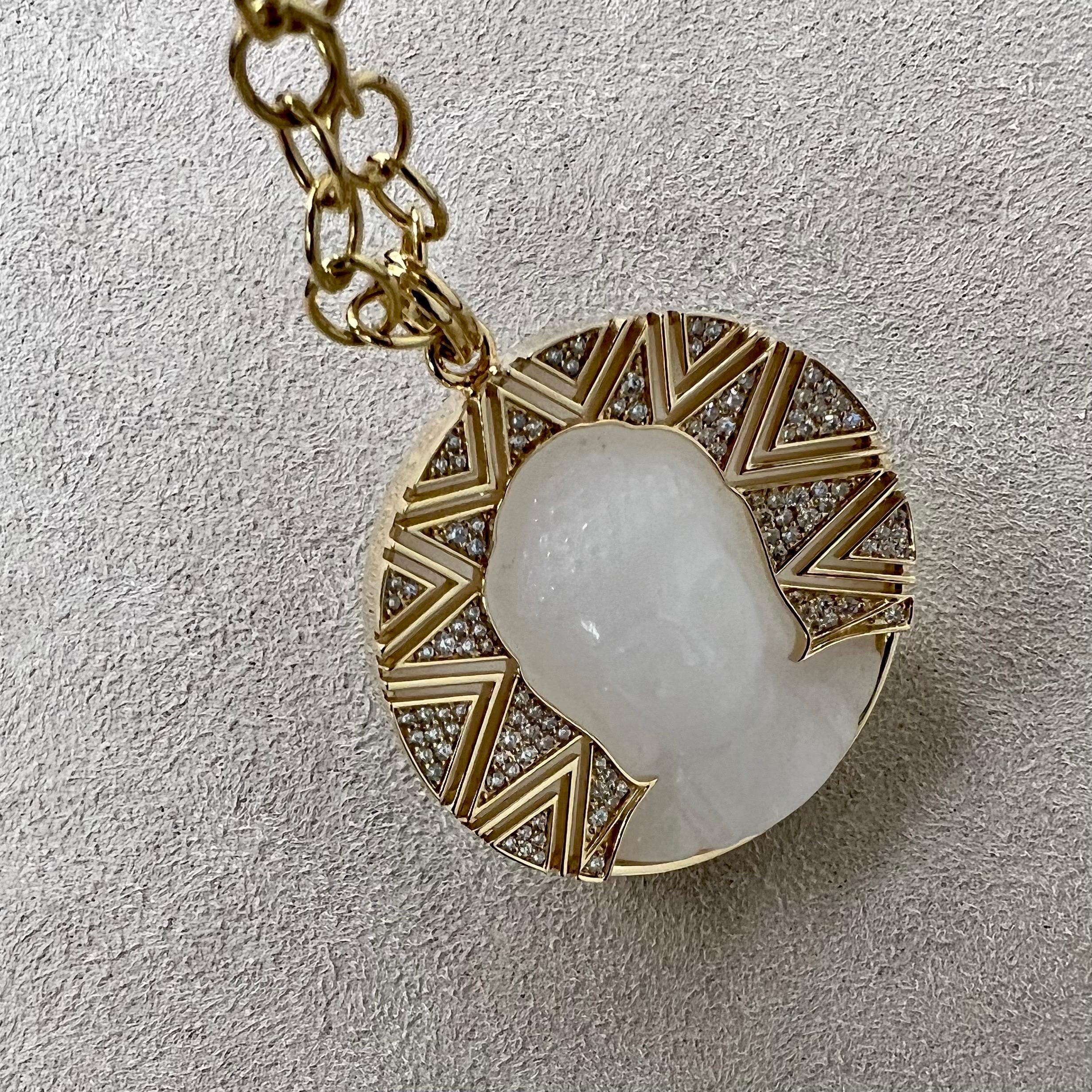 Created in 18 karat yellow gold
White agate 58 carats approx.
Diamonds 0.75 carat approx.
Chain sold separately 

Exquisitely crafted from 18-karat yellow gold, this Agate Buddha Pendant is a captivating masterpiece. Magnificently bejeweled with a