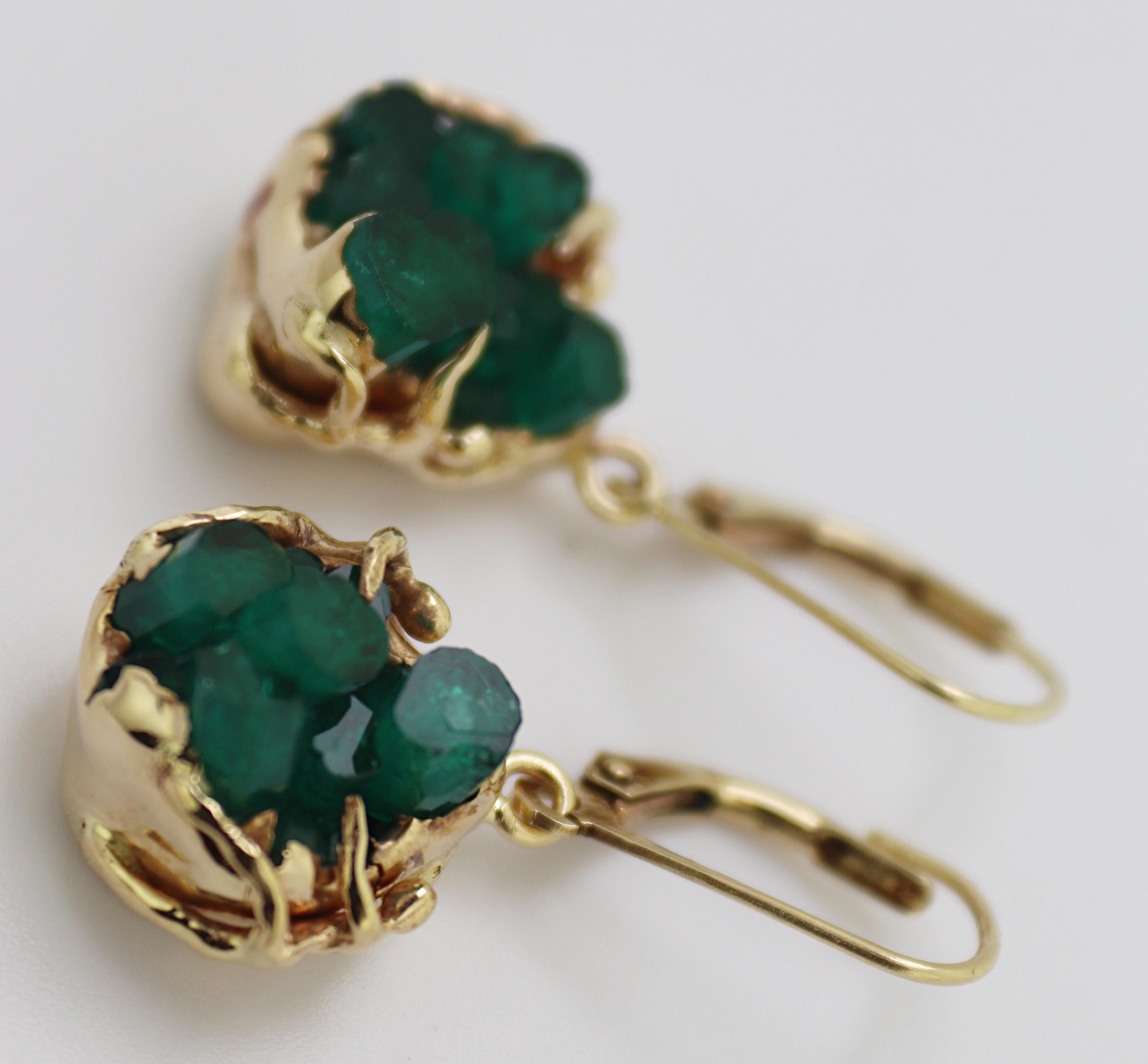 Synthetic Emerald Crystal Cluster, White Sapphire, Yellow Gold Ring, Earrings For Sale 6