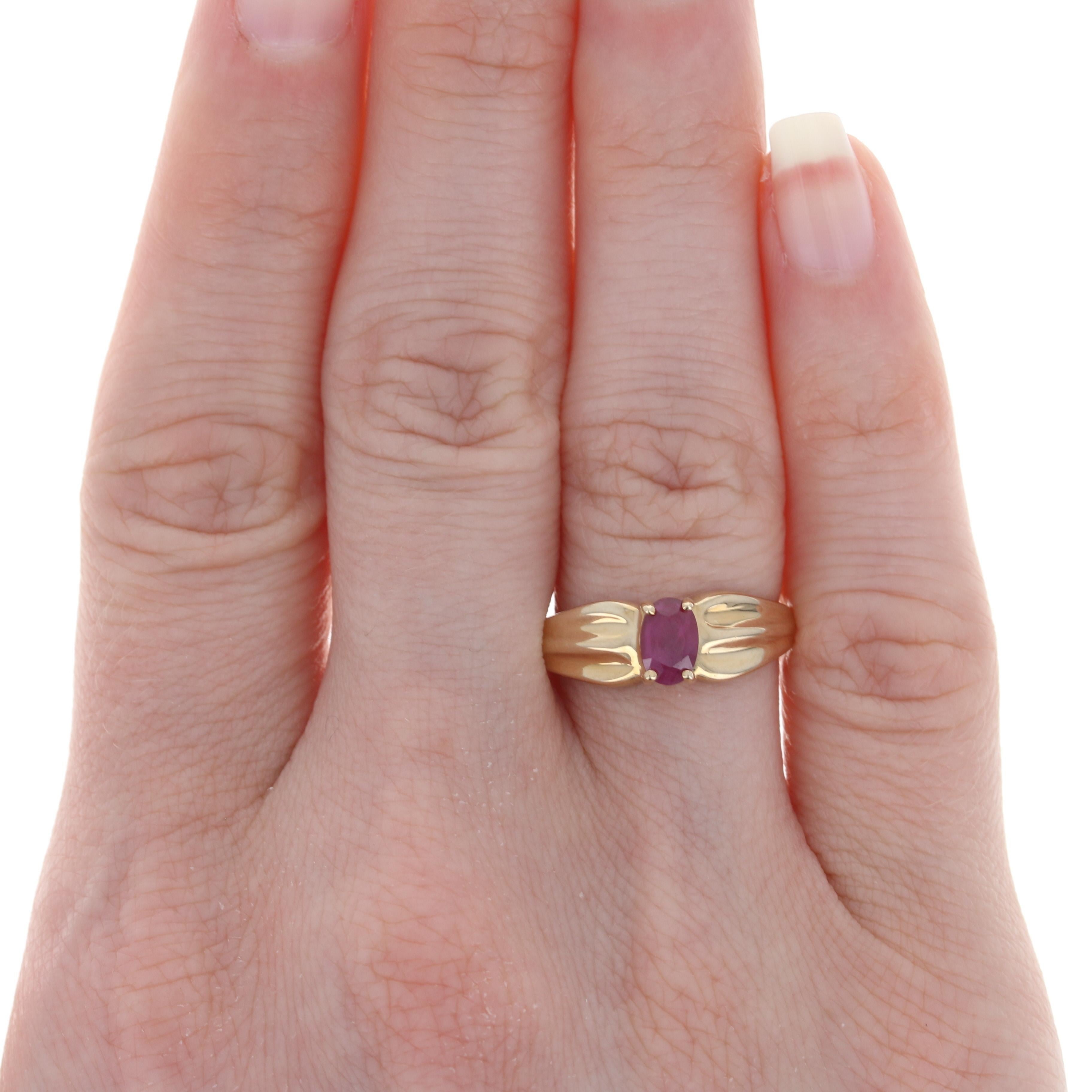 Synthetic Ruby Solitaire Ring, 14k Yellow Gold Pinched Band Oval Cut .70ct 2