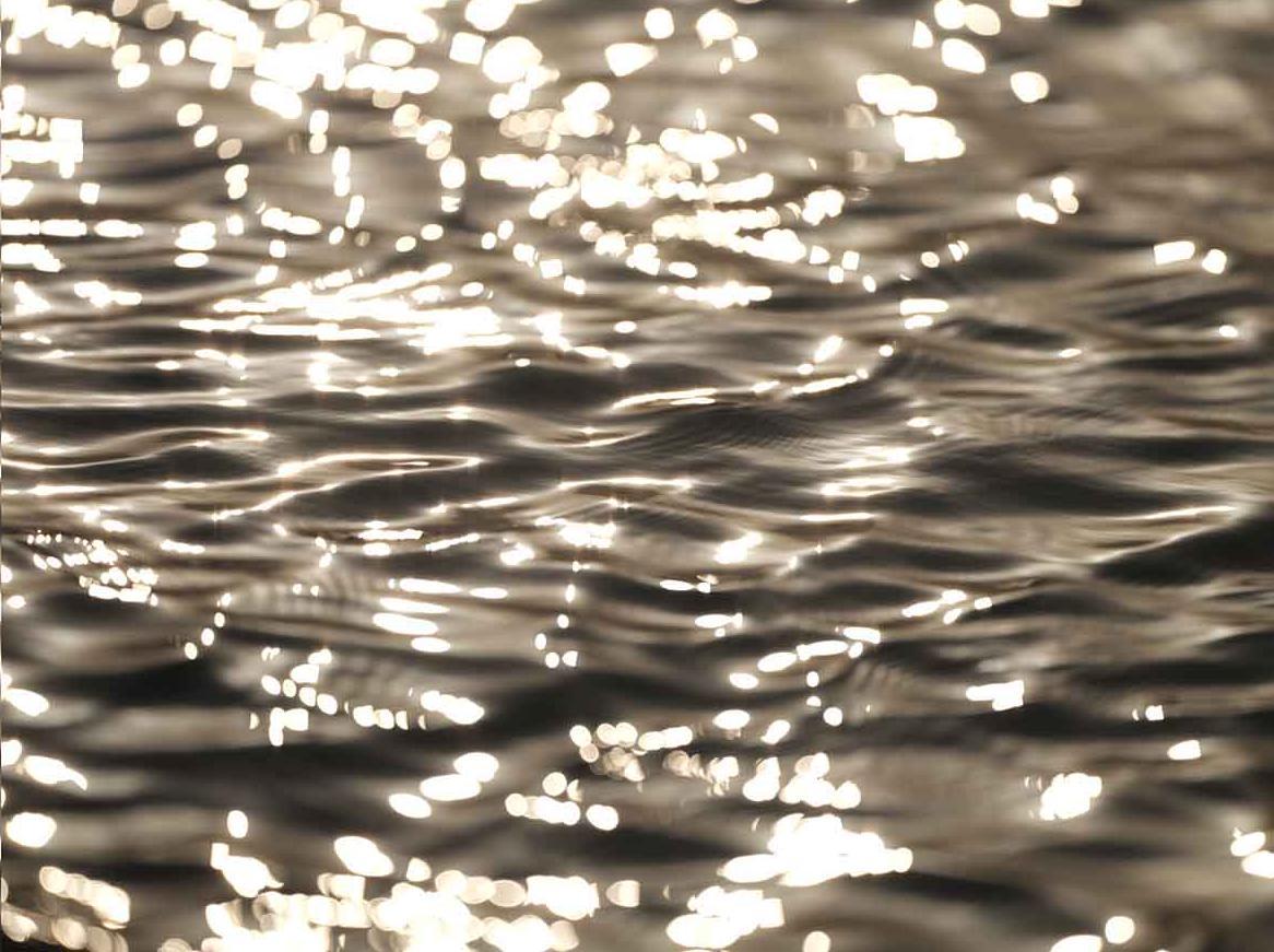 NAMI_Z13-Z14 - Contemporary Photograph by Syoin Kajii