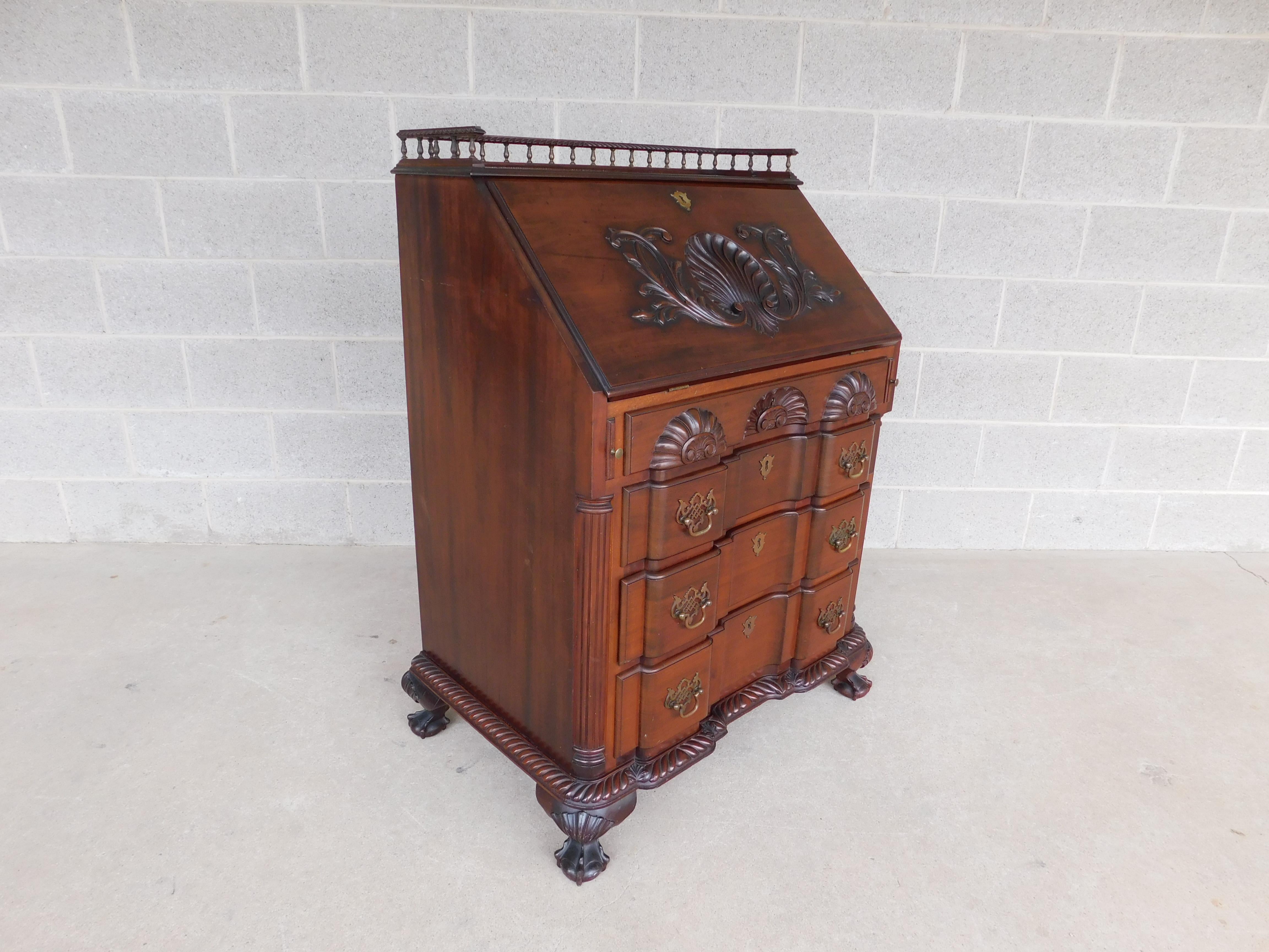 Sypher & Co. 19th Century Chippendale Block Front Slant Front Desk For Sale 8
