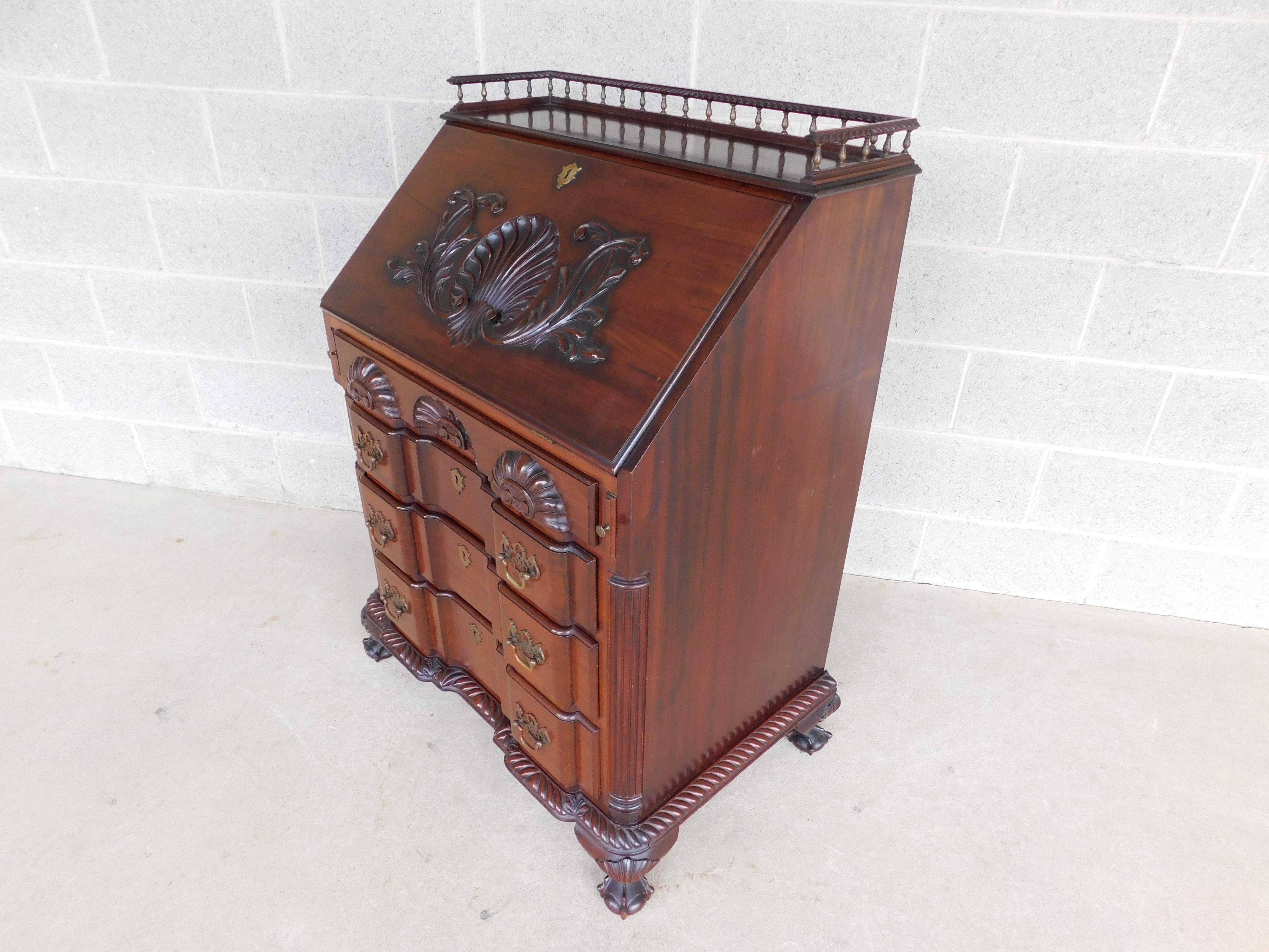 Mahogany Sypher & Co. 19th Century Chippendale Block Front Slant Front Desk For Sale