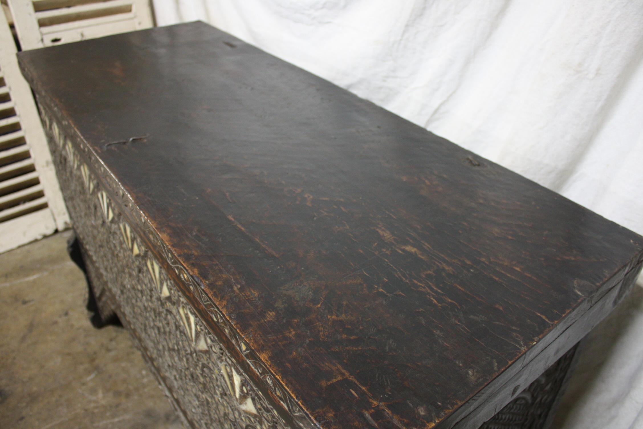 Syrian 18th Century Blanket Chest or Trunk For Sale 5