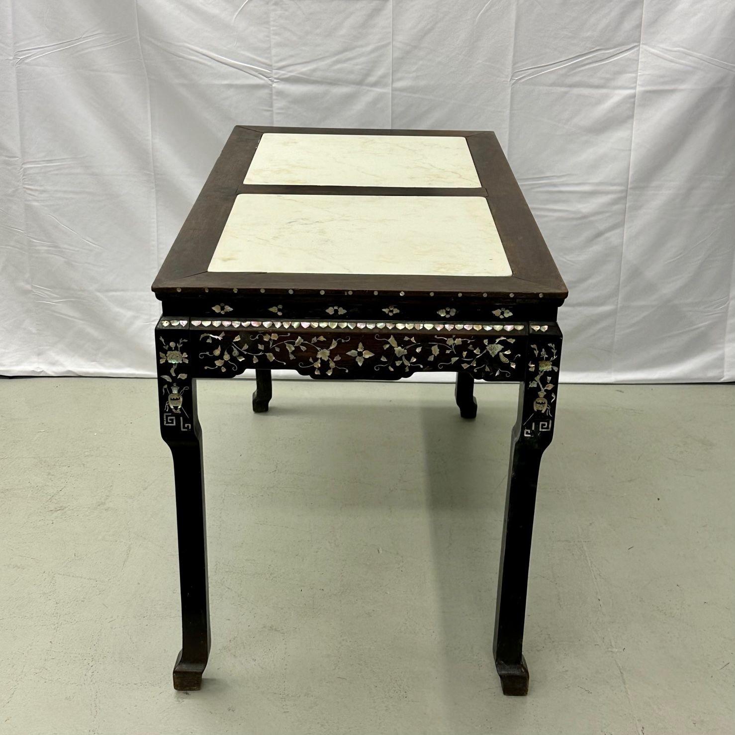 Syrianischer Konsolentisch / Alter-Tisch aus Rosenholz und Perlmutt-Intarsien mit Marmorplatte (20. Jahrhundert) im Angebot