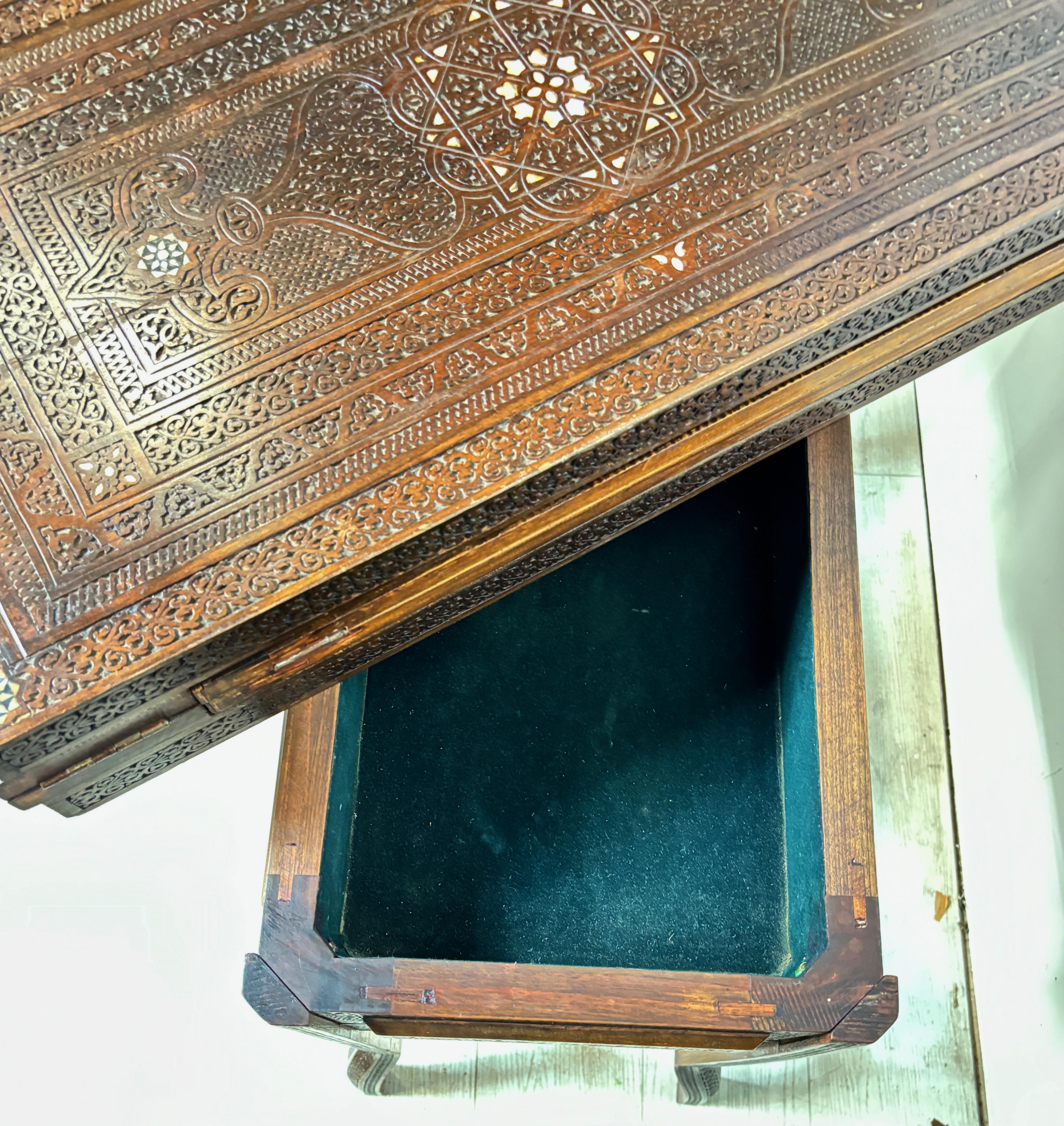 Syrian Game Table Carved Walnut with Inlay, Early 20th Century For Sale 3