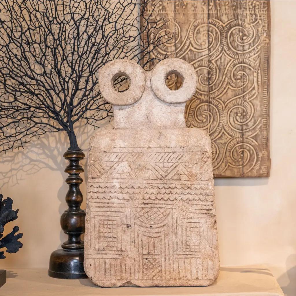 Carved Syrian Idol in Sandstone, Ancient Mesopotamian Style, 4000 BCE Reproduction For Sale