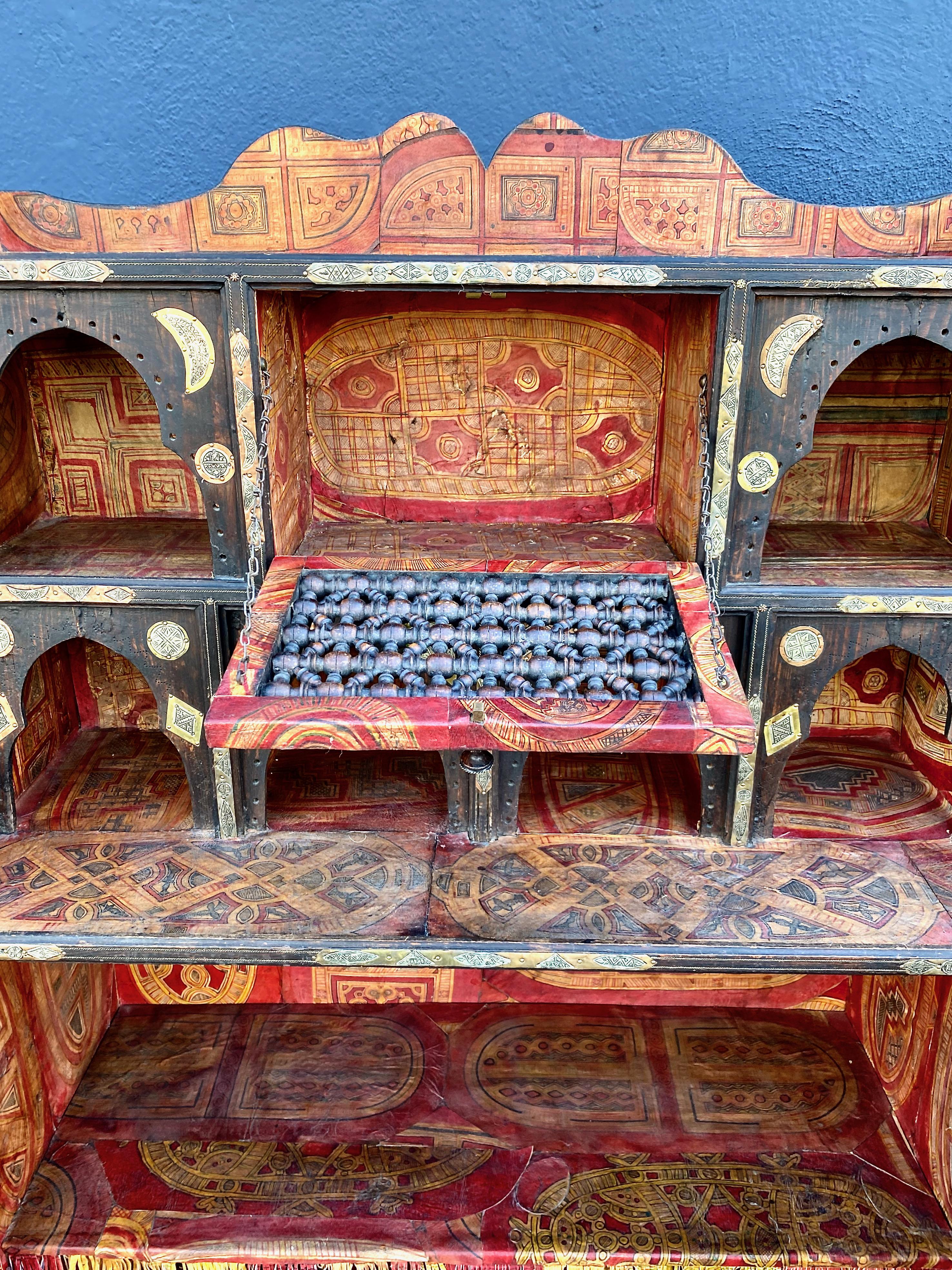 Syrian Inlaid Cabinet, 19th Century In Good Condition For Sale In Pasadena, CA