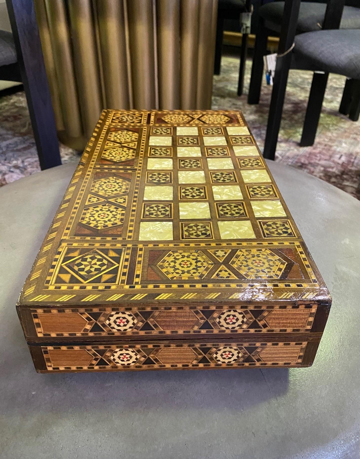 Syrian Moorish Inlaid Mosaic Backgammon and Chess Wooden Game Board Box For Sale 2