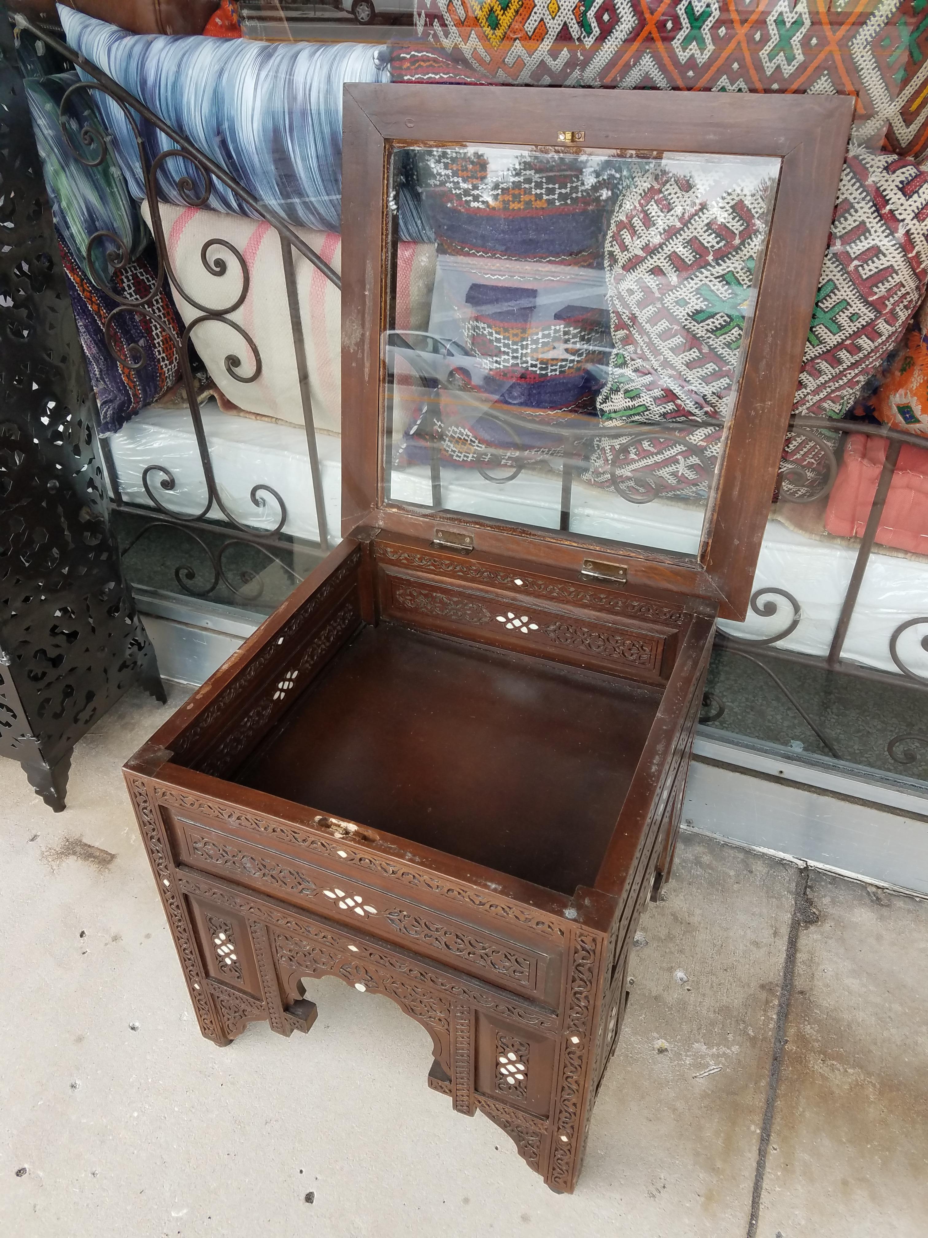 Late 20th Century Syrian Moroccan Mother of Pearl Side Table or Display Case