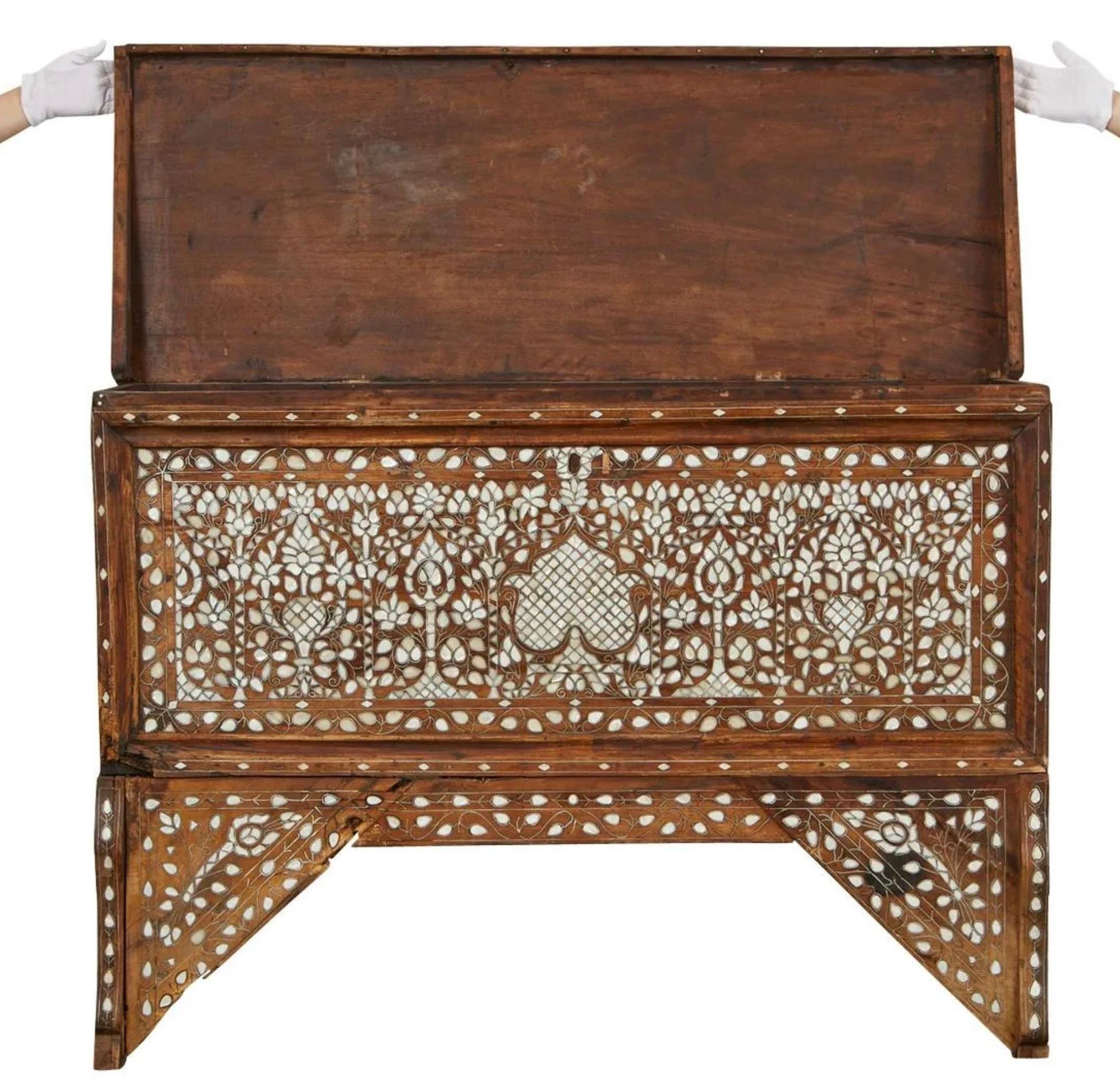 Syrian Mother of Pearl Inlaid Wedding Chest For Sale 3