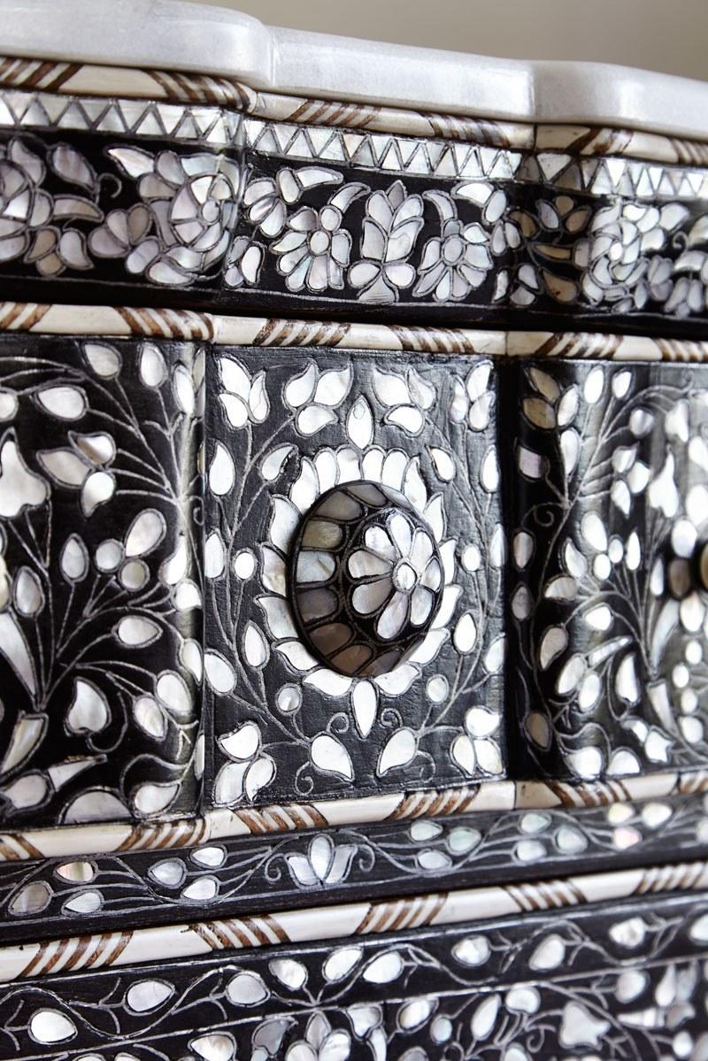 Syrian Mother of Pearl Side Cabinet In New Condition In London, GB