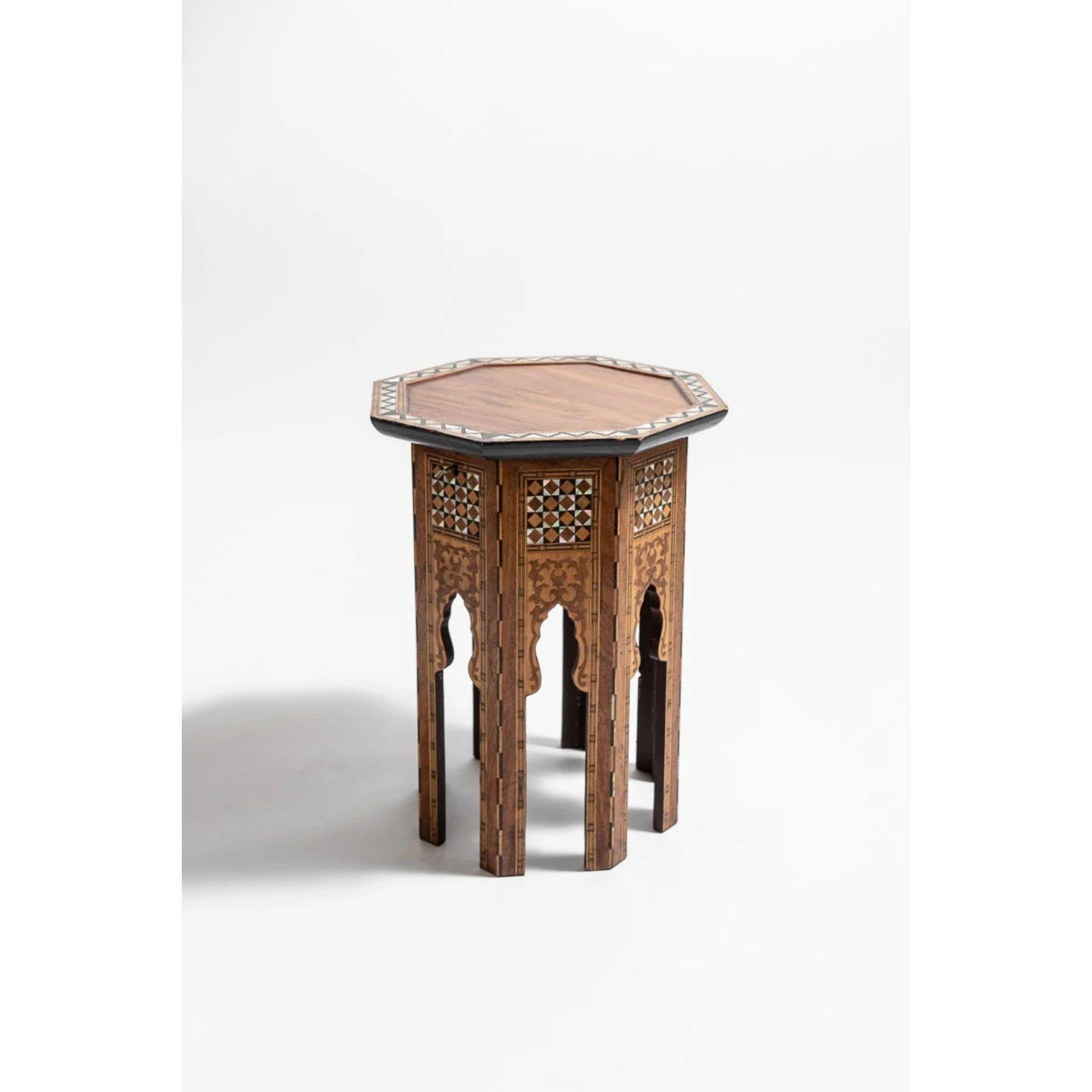 Achteckiger syrischer Tisch, 19. Jahrhundert (Ästhetizismus) im Angebot
