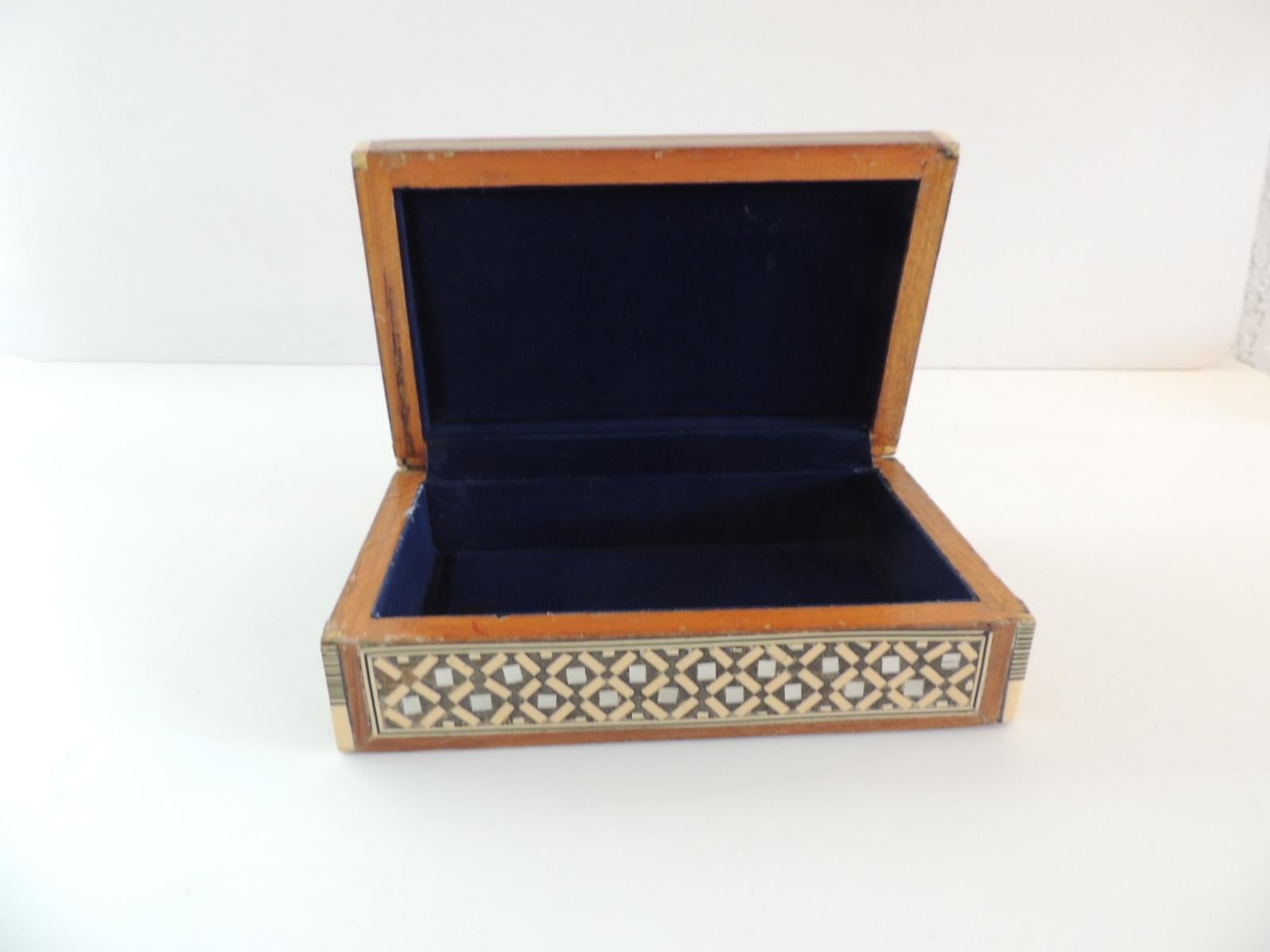 Armenian Syrian Wood and Mother of Pearl Inlaid Jewelry Box