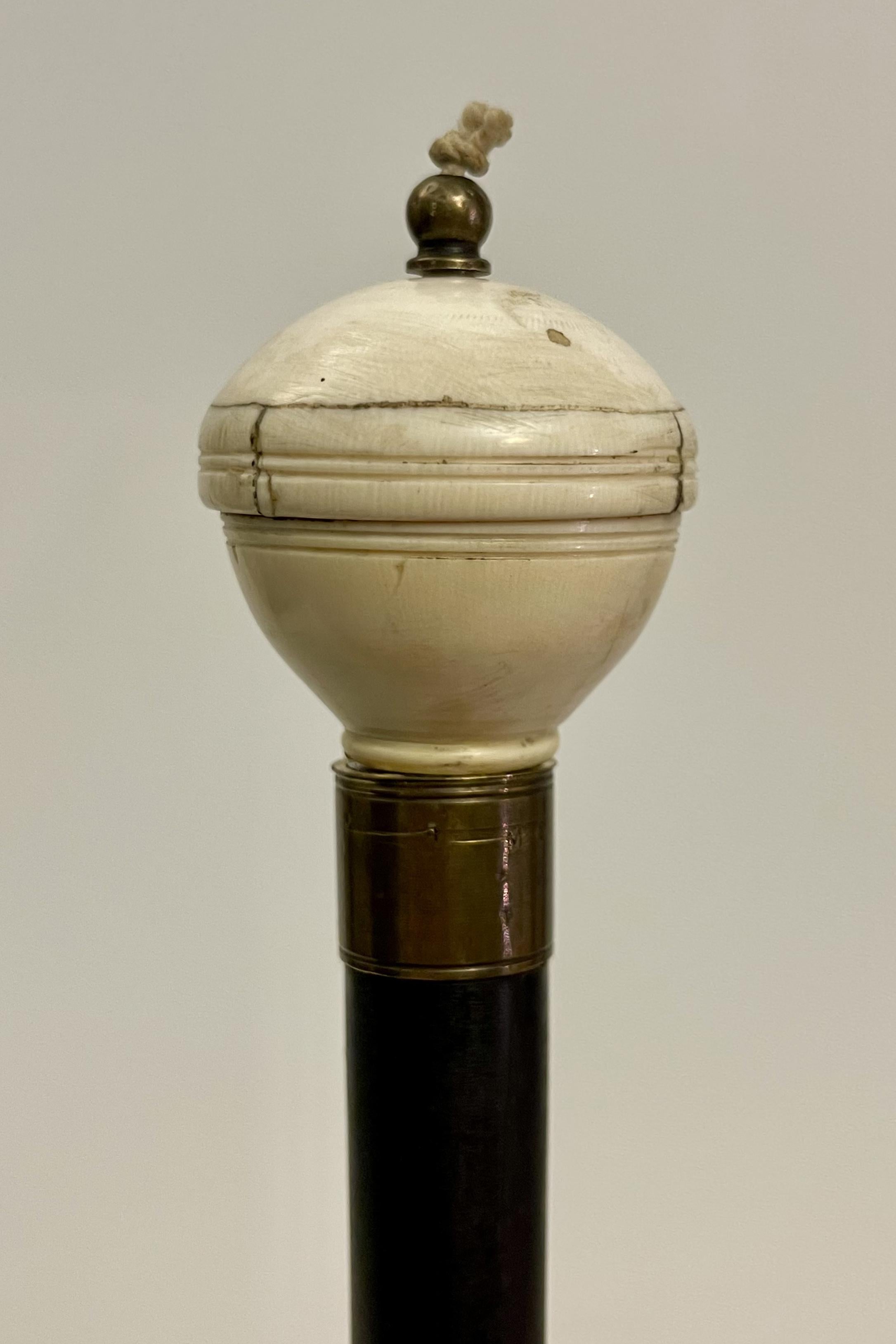 Canne à système avec une ligne de plomb en laiton, France 1910. en vente 5