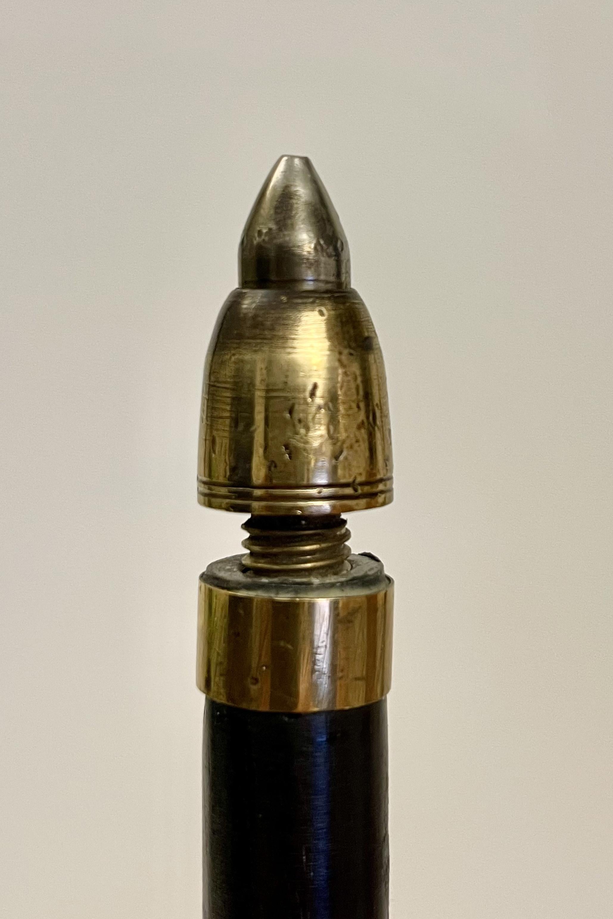 Canne à système avec une ligne de plomb en laiton, France 1910. en vente 2