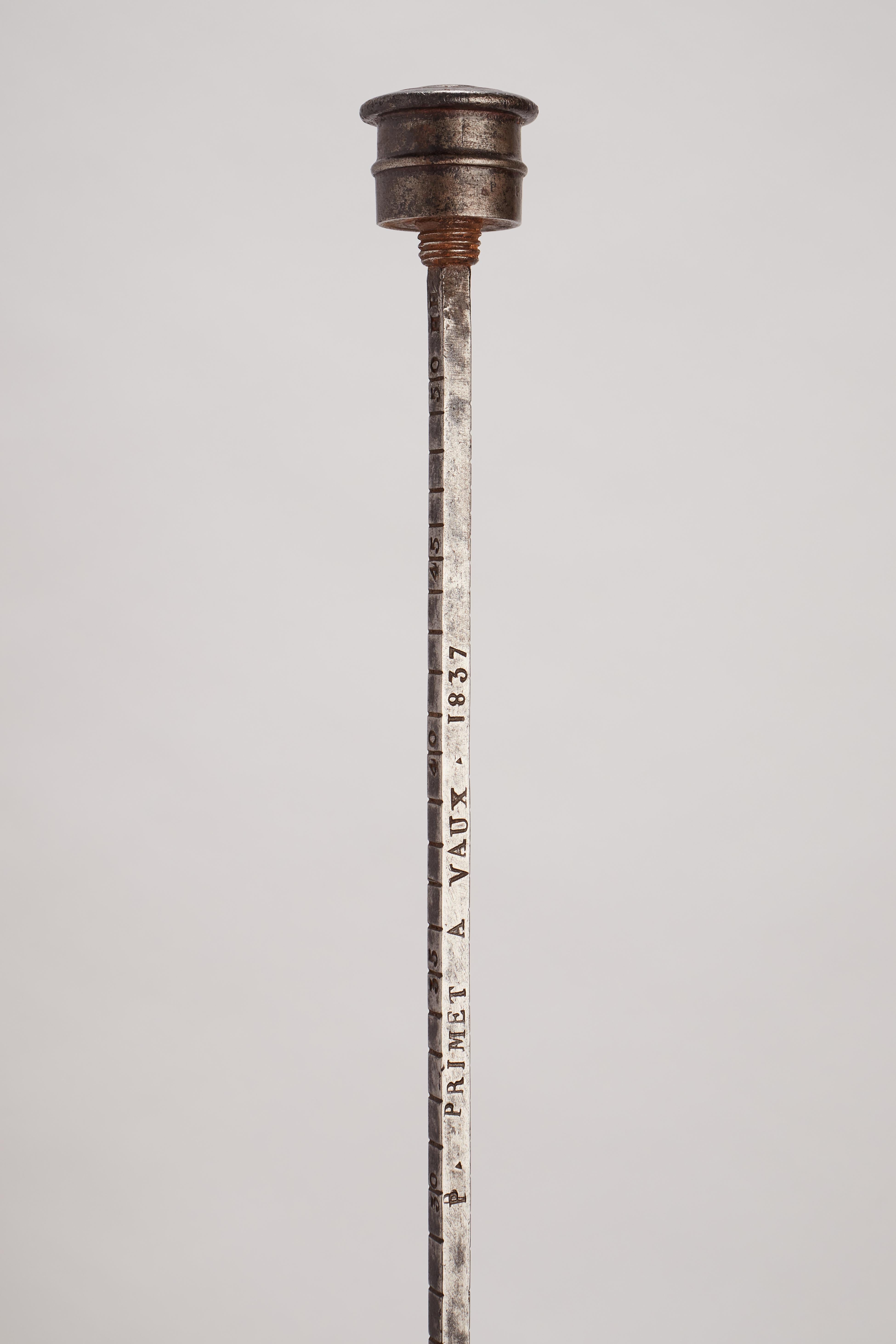 Système  Stick de marche avec un grain mesurant la fonction, France 1820. en vente 5