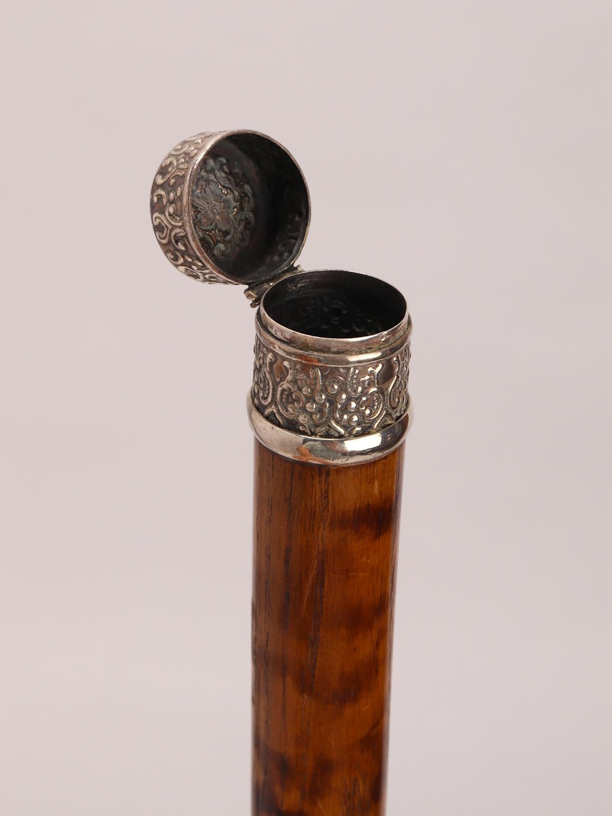American System walking stick with thimble holder function, USA 1900.  For Sale