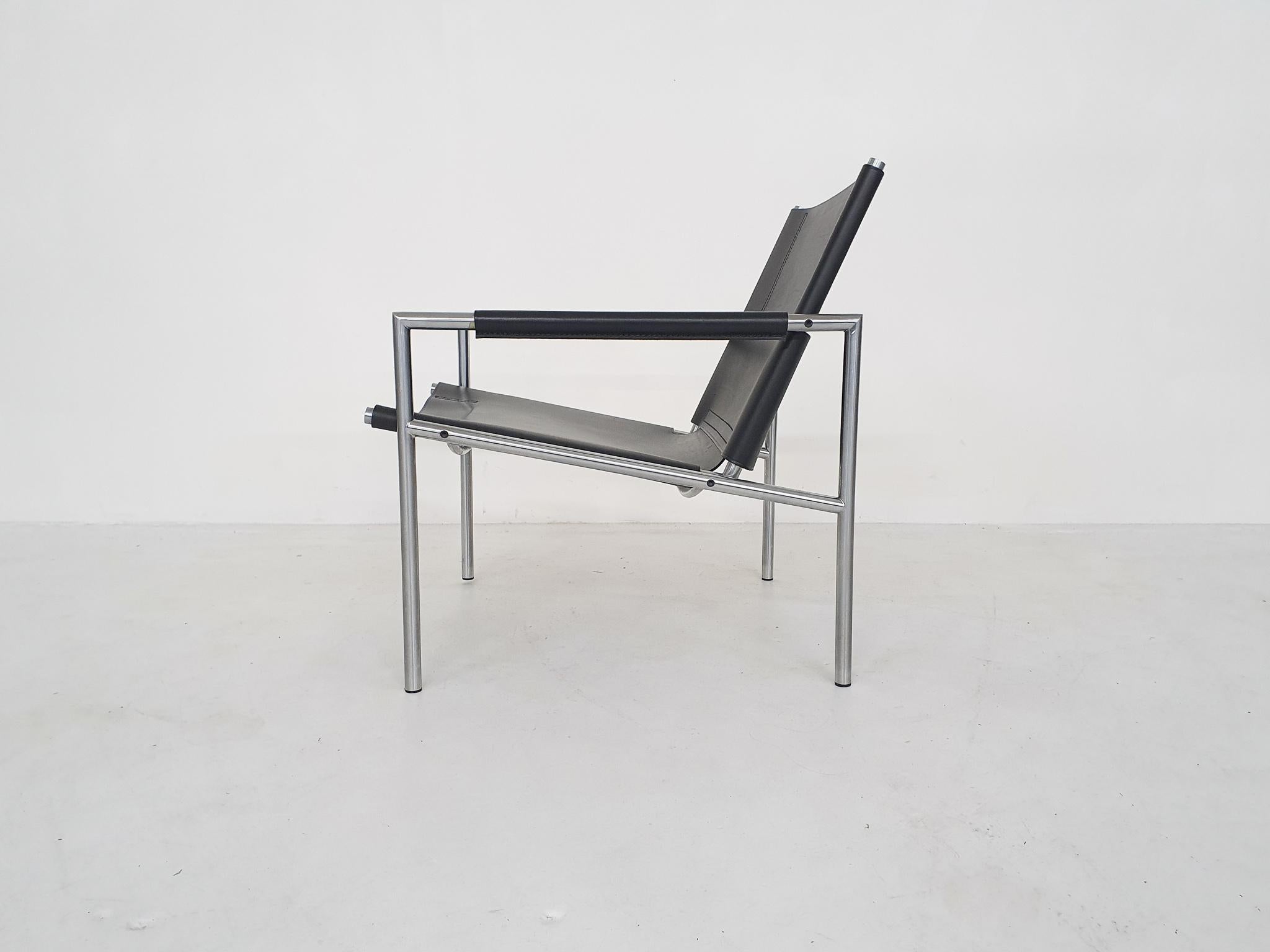 Mid-Century Modern SZ02 Black Leather Lounge Chair by Martin Visser for 't Spectrum