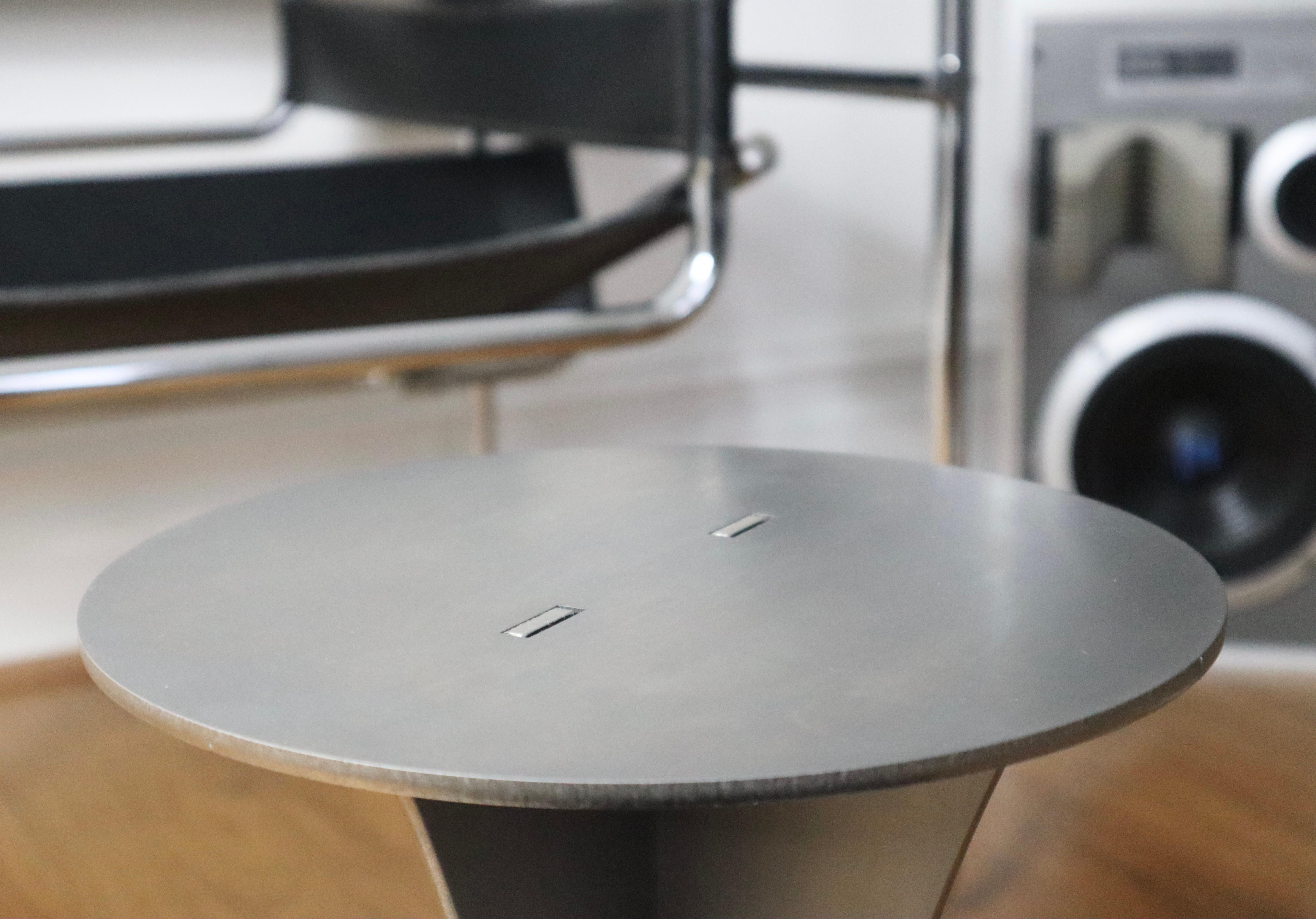 T-01 Bushed Stainless Steel Silver Metal Side Table Bauhaus Style In New Condition For Sale In London, GB