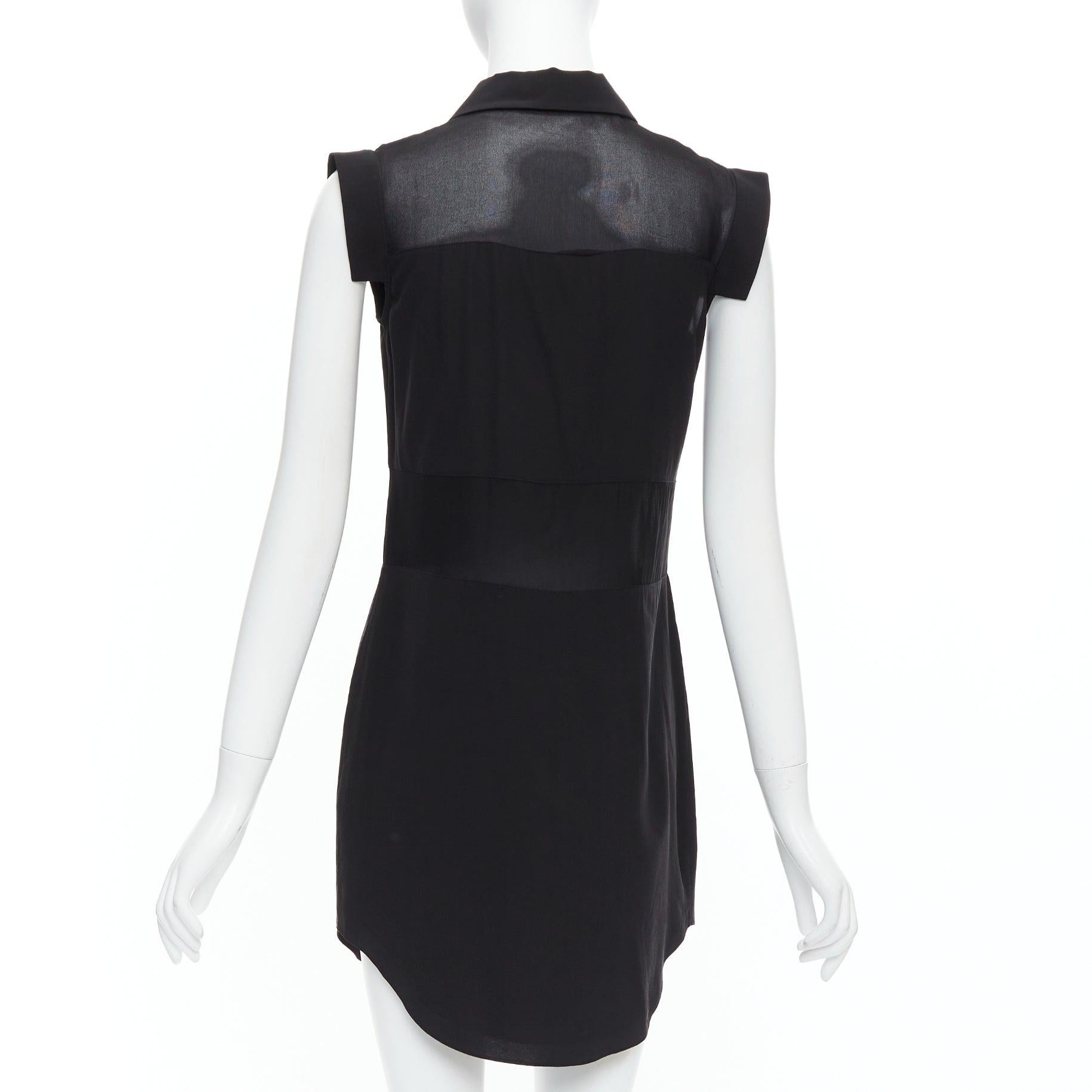T Robe à manches capuchon et boutons en soie mélangée noire transparente d'AT&WANG XS Pour femmes en vente